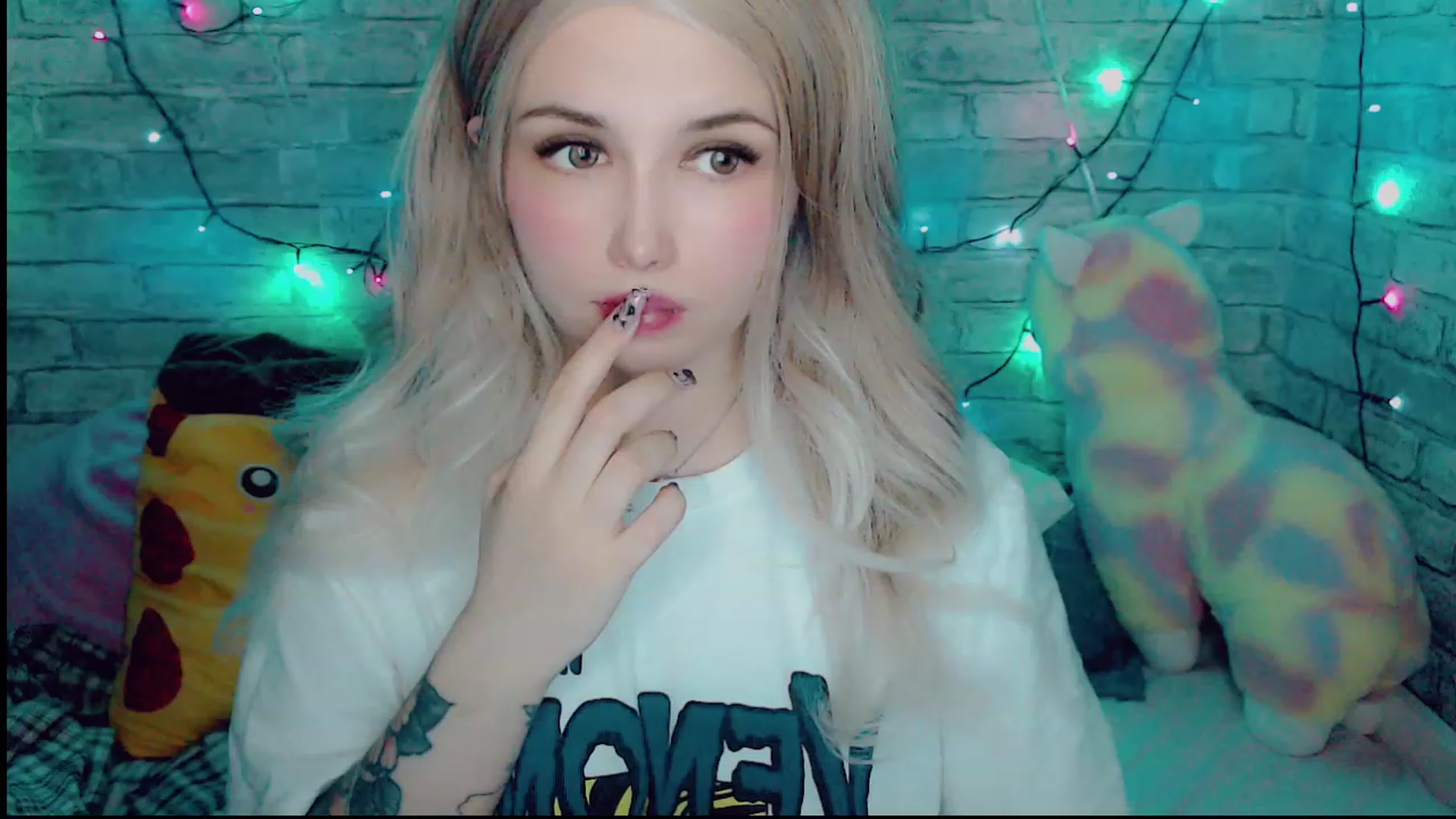 Gallery image thumbnail from YUMMY_TIFFANI's myfreecams stream on, 12/27/2022, 14:09 image 3 of 20