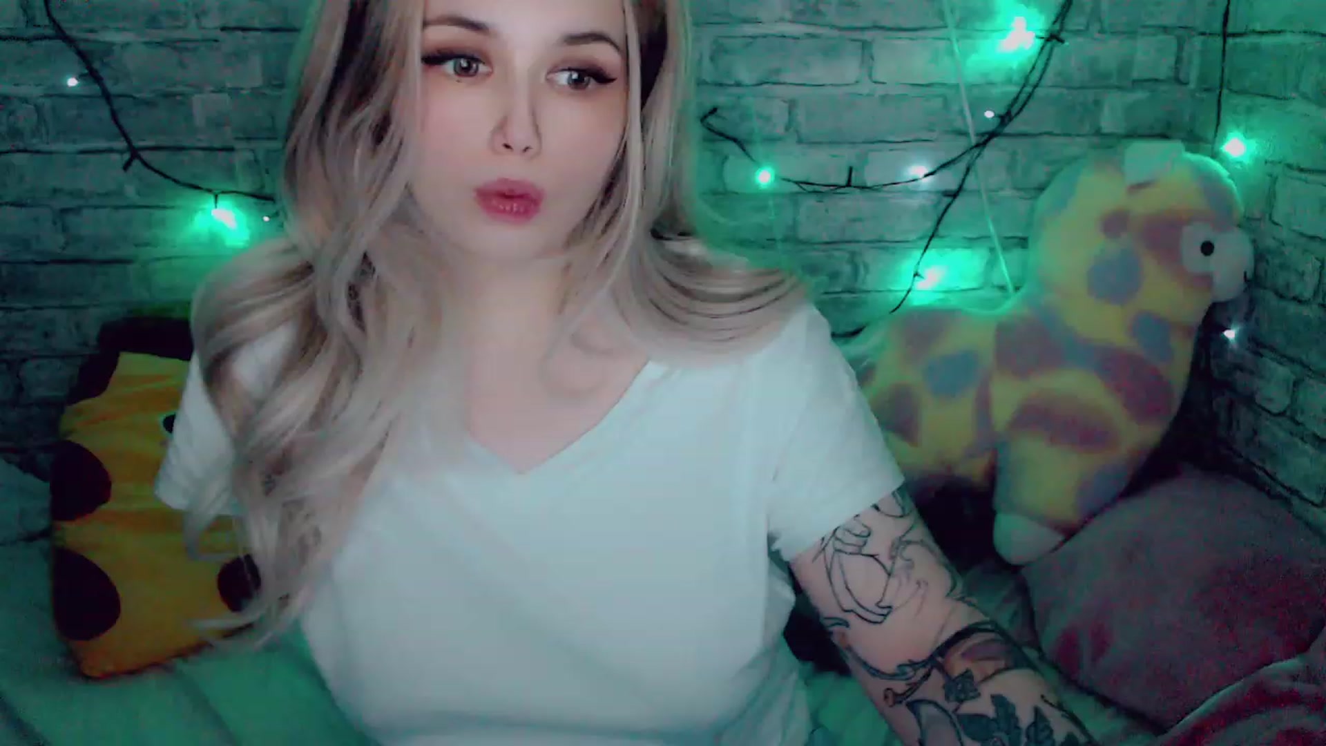 Gallery image thumbnail from YUMMY_TIFFANI's myfreecams stream on, 01/10/2023, 13:58 image 7 of 20
