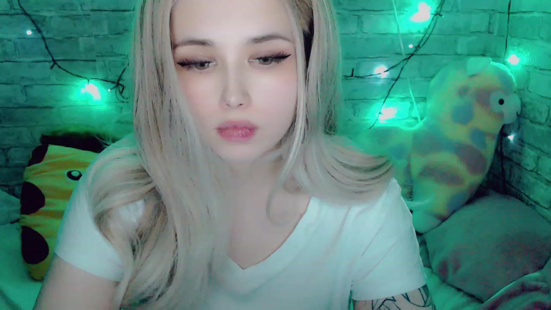 Gallery image thumbnail from YUMMY_TIFFANI's myfreecams stream on, 01/10/2023, 13:58 image 6 of 20
