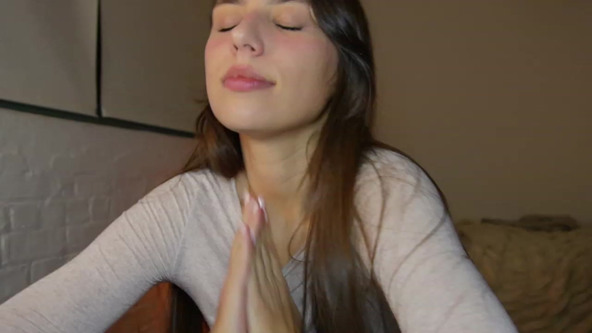 Gallery image thumbnail from YachtPrincess's myfreecams stream on, 12/17/2022, 05:39 image 9 of 20