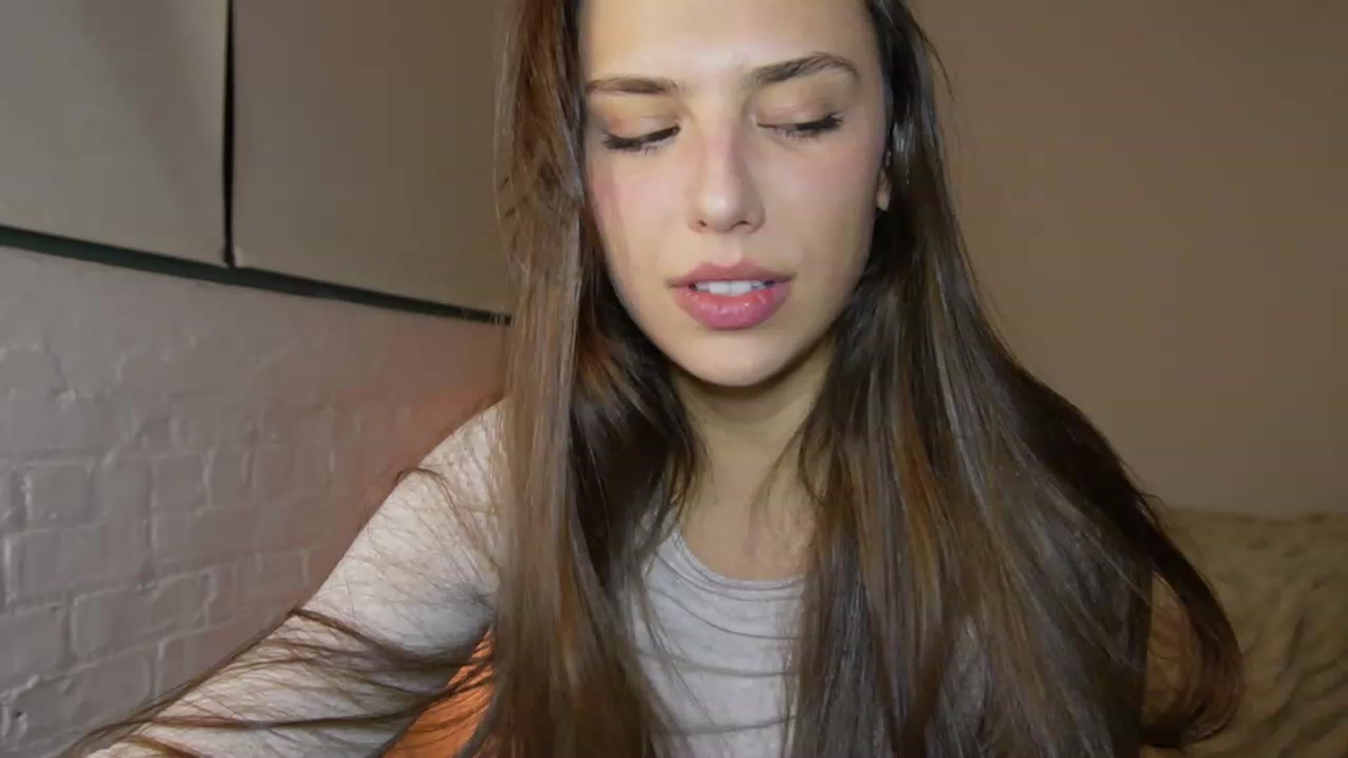 Gallery image thumbnail from YachtPrincess's myfreecams stream on, 12/17/2022, 05:39 image 1 of 20
