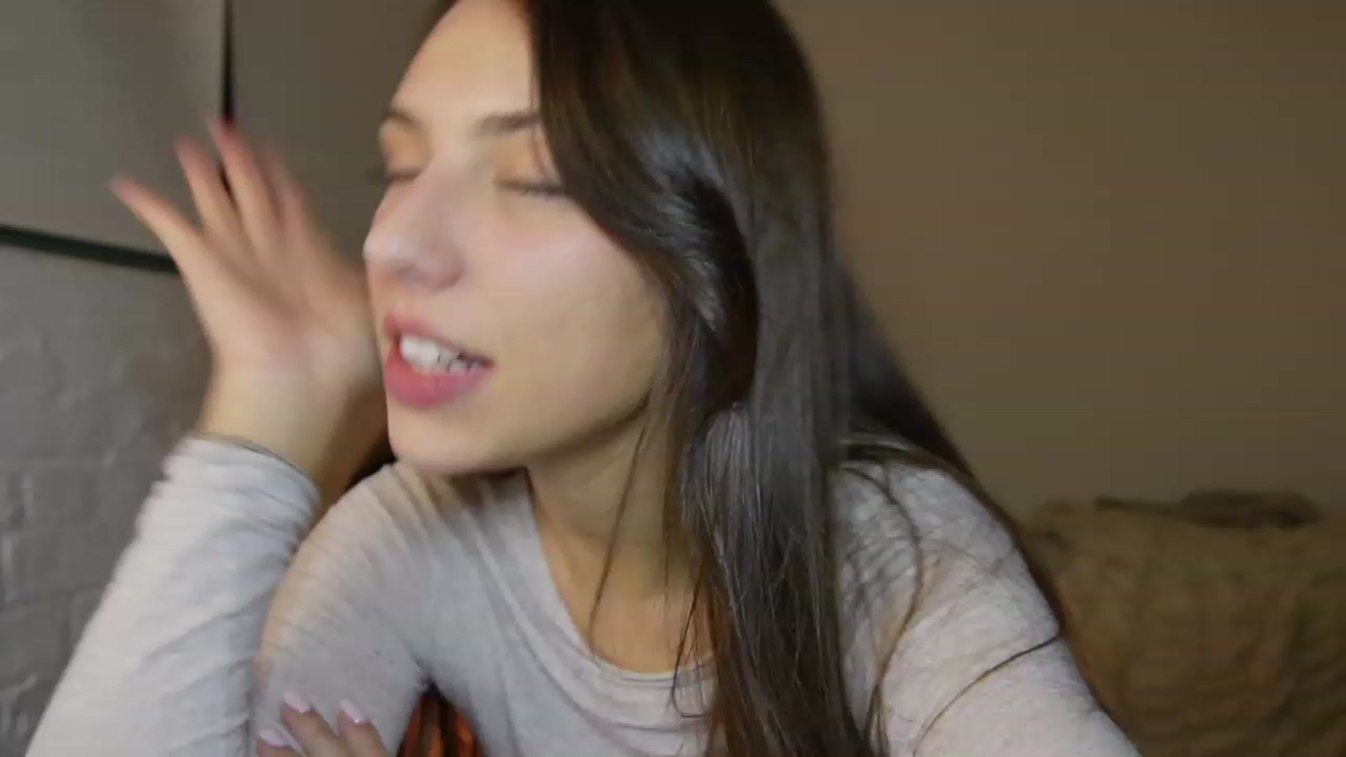 Gallery image thumbnail from YachtPrincess's myfreecams stream on, 12/17/2022, 05:39 image 8 of 20