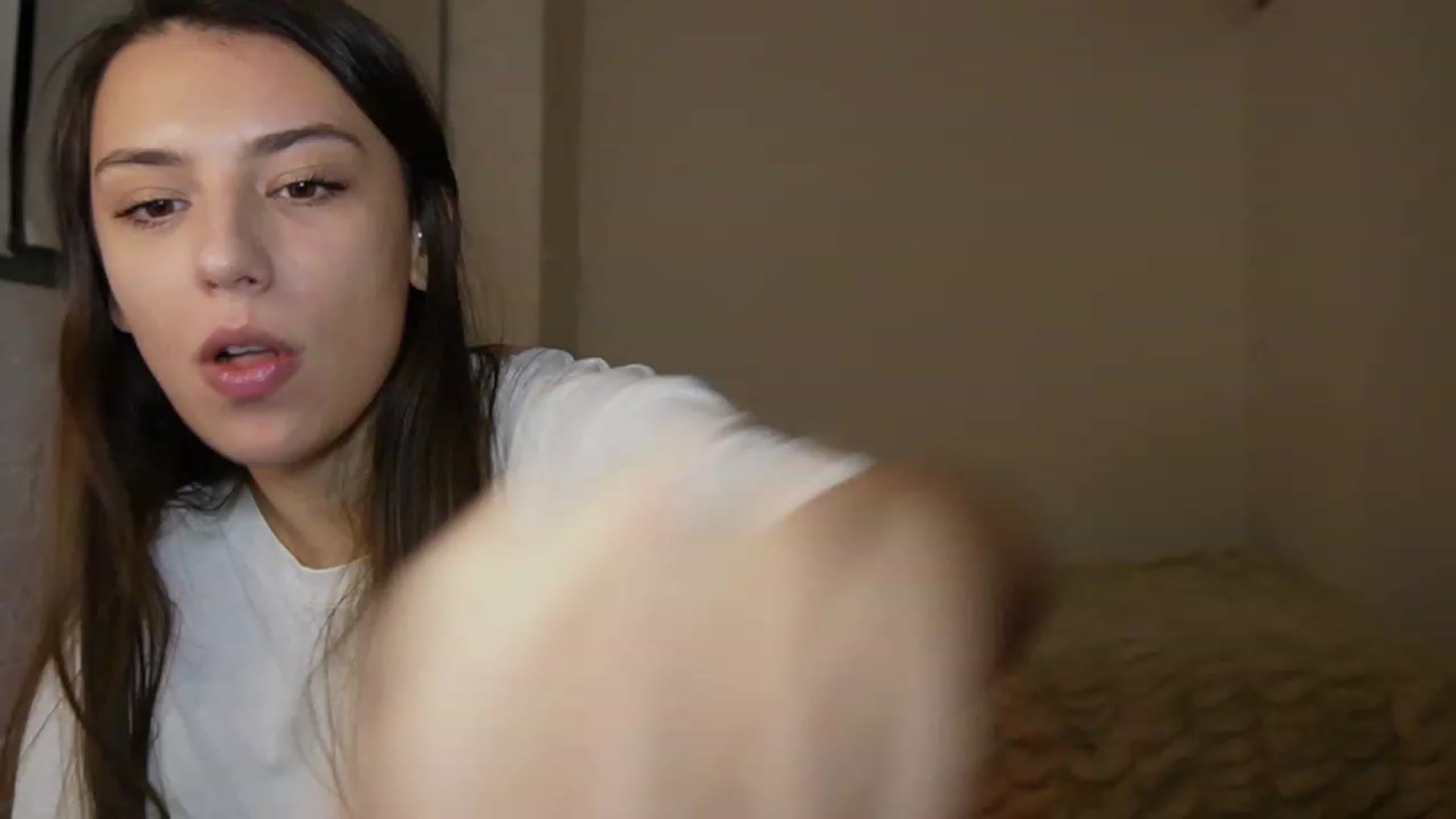 Gallery image thumbnail from YachtPrincess's myfreecams stream on, 12/19/2022, 09:18 image 12 of 20
