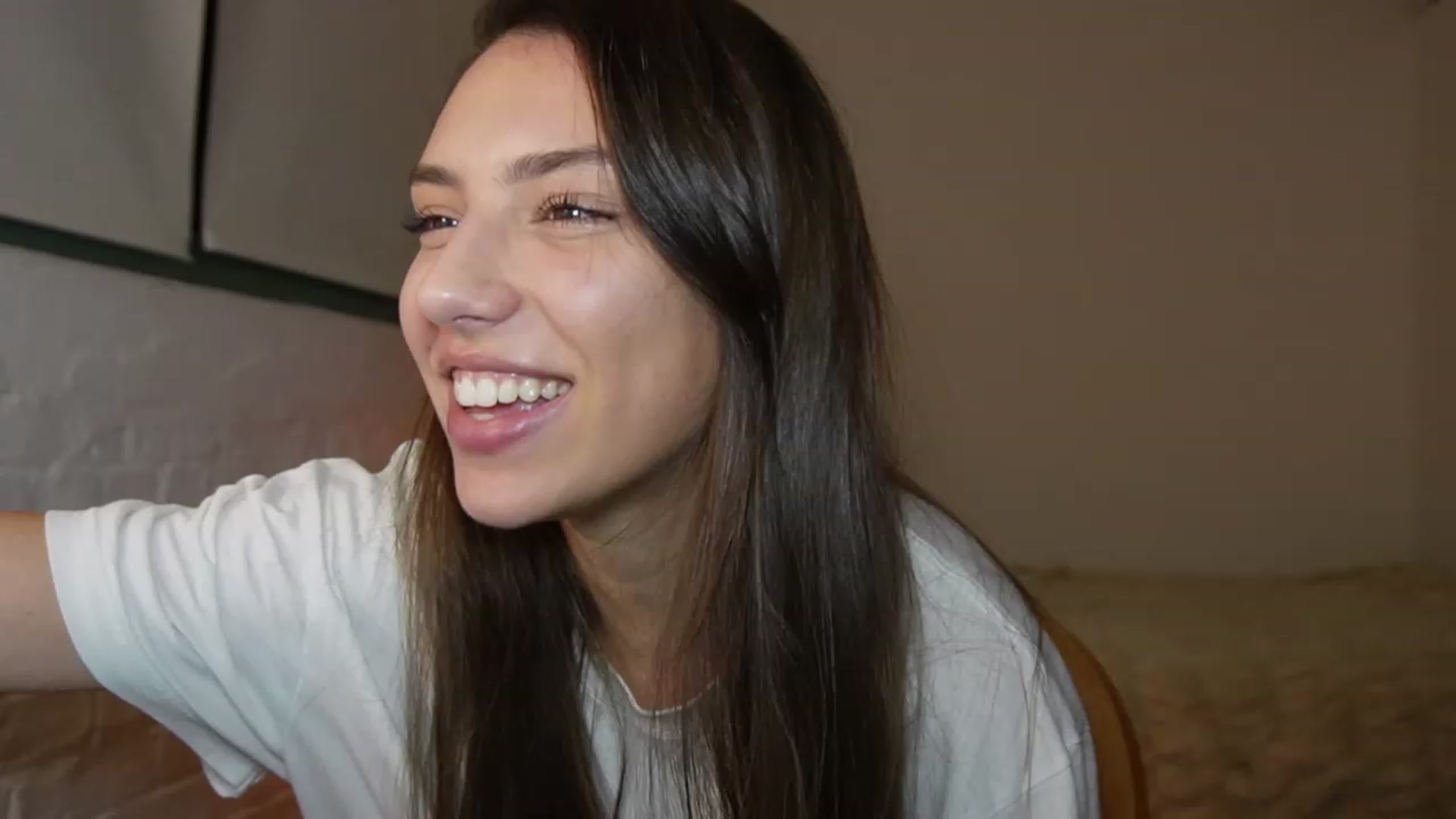 Gallery image thumbnail from YachtPrincess's myfreecams stream on, 12/19/2022, 09:18 image 4 of 20
