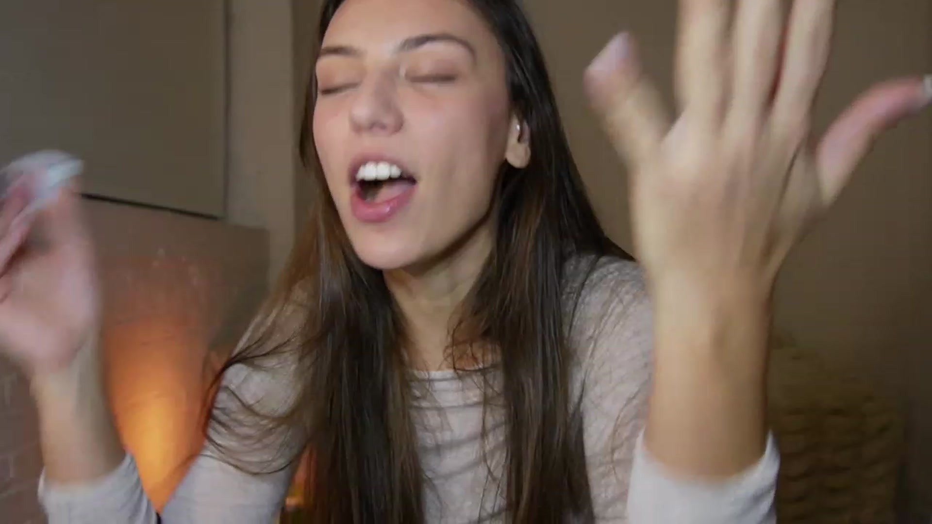 Gallery image thumbnail from YachtPrincess's myfreecams stream on, 12/20/2022, 07:47 image 5 of 20