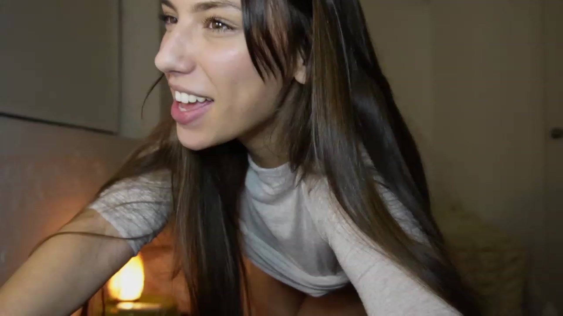 Gallery image thumbnail from YachtPrincess's myfreecams stream on, 12/20/2022, 08:31 image 10 of 20