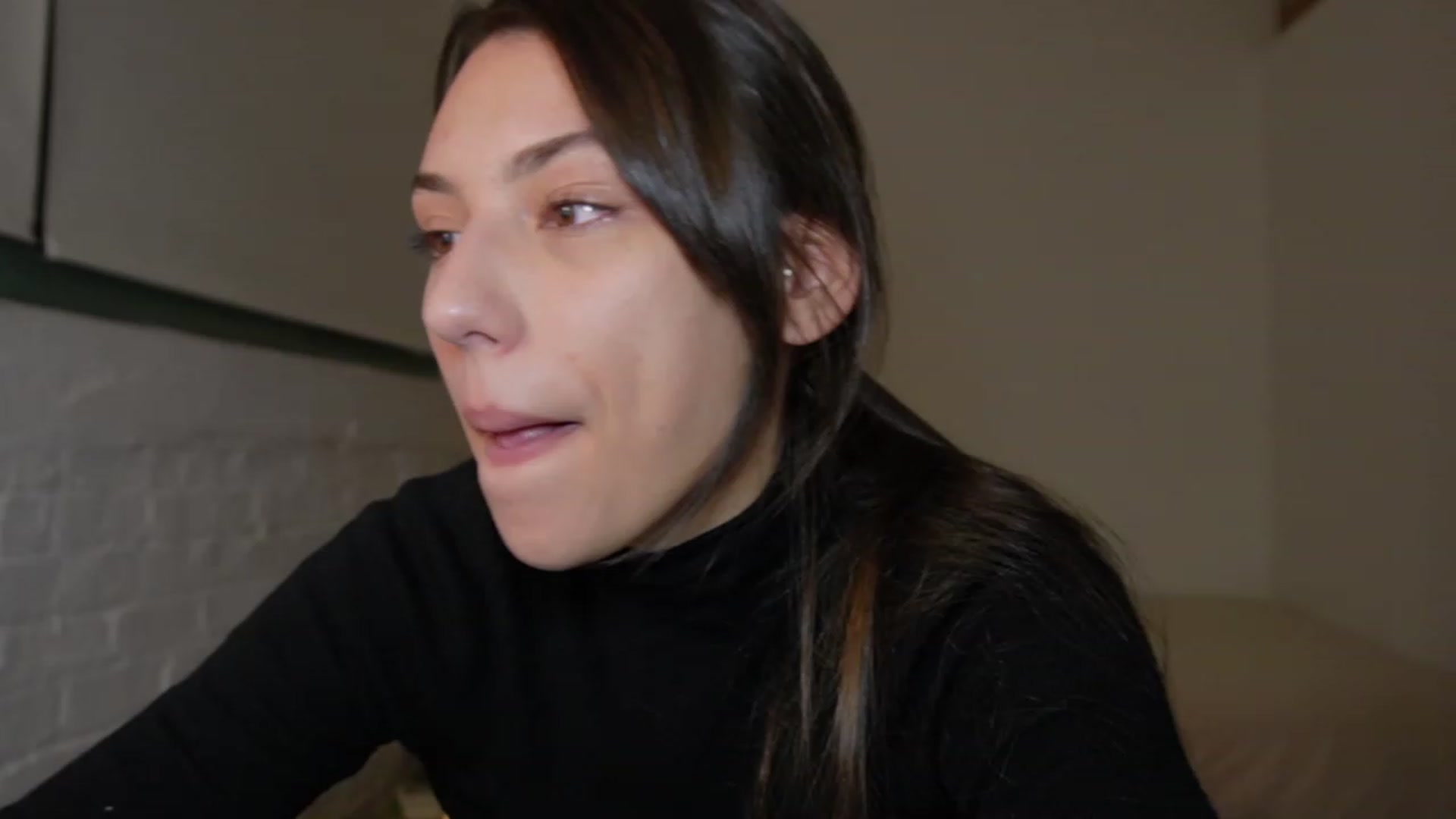 Gallery image thumbnail from YachtPrincess's myfreecams stream on, 12/21/2022, 06:49 image 2 of 20