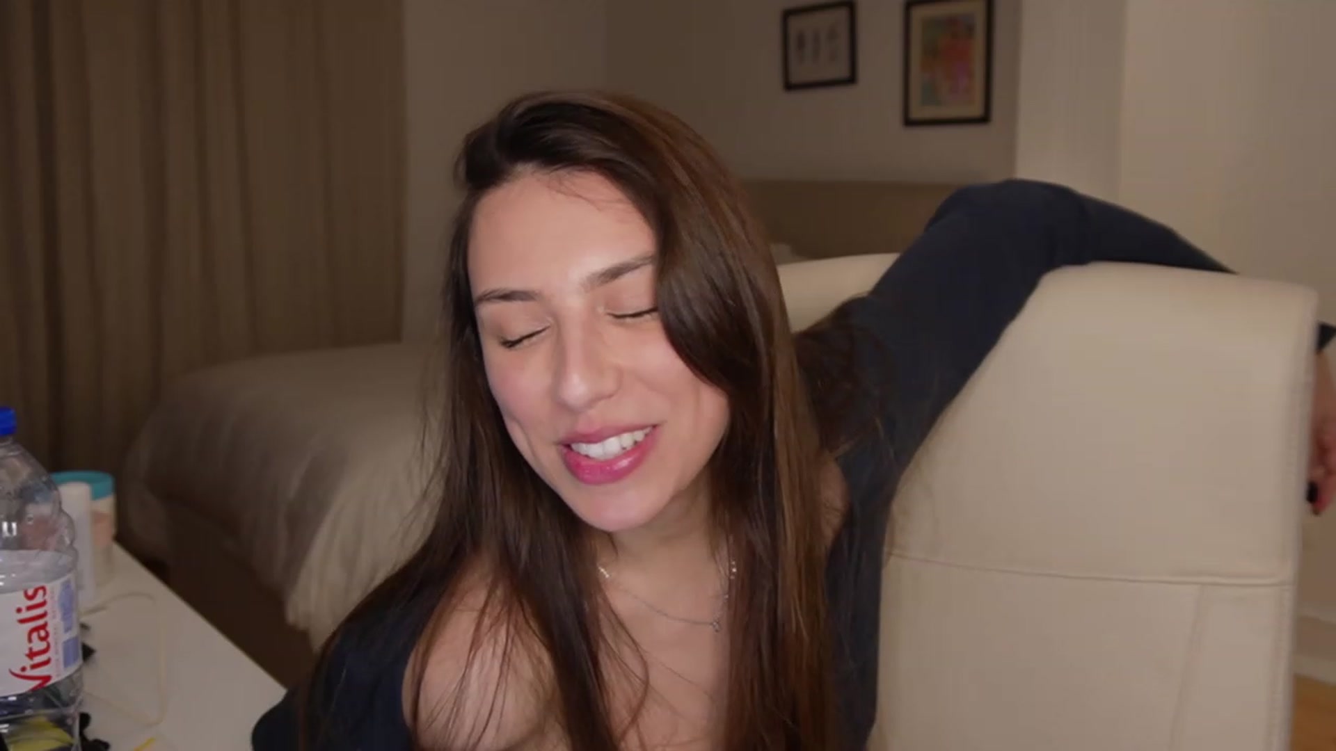 Gallery image thumbnail from YachtPrincess's myfreecams stream on, 02/14/2023, 04:34 image 19 of 20