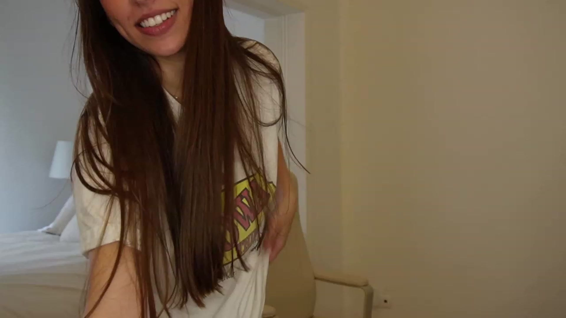 Gallery image thumbnail from YachtPrincess's myfreecams stream on, 03/10/2023, 16:51 image 10 of 20