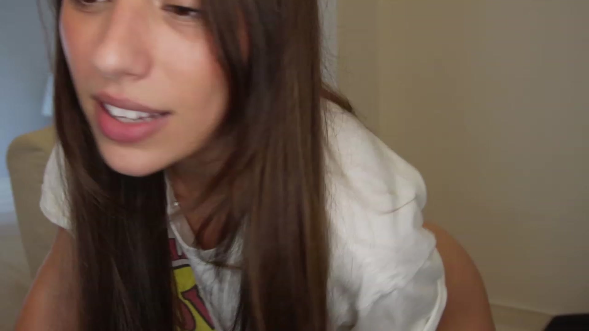 Gallery image thumbnail from YachtPrincess's myfreecams stream on, 03/10/2023, 16:51 image 8 of 20