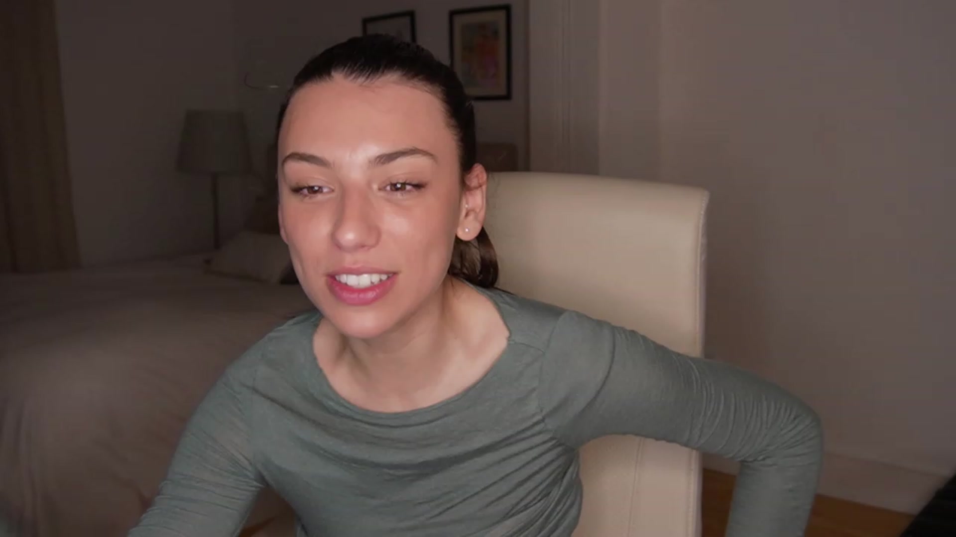 Gallery image thumbnail from YachtPrincess's myfreecams stream on, 03/16/2023, 07:23 image 3 of 20