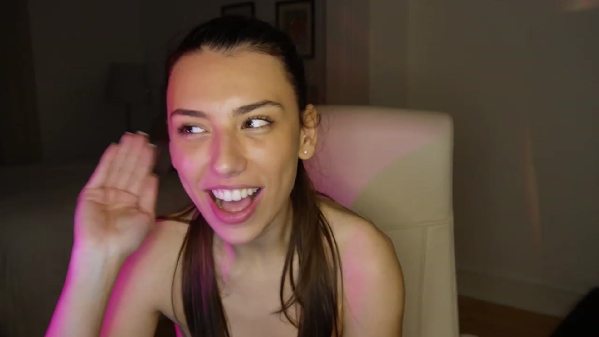 Gallery image thumbnail from YachtPrincess's myfreecams stream on, 03/16/2023, 07:23 image 20 of 20
