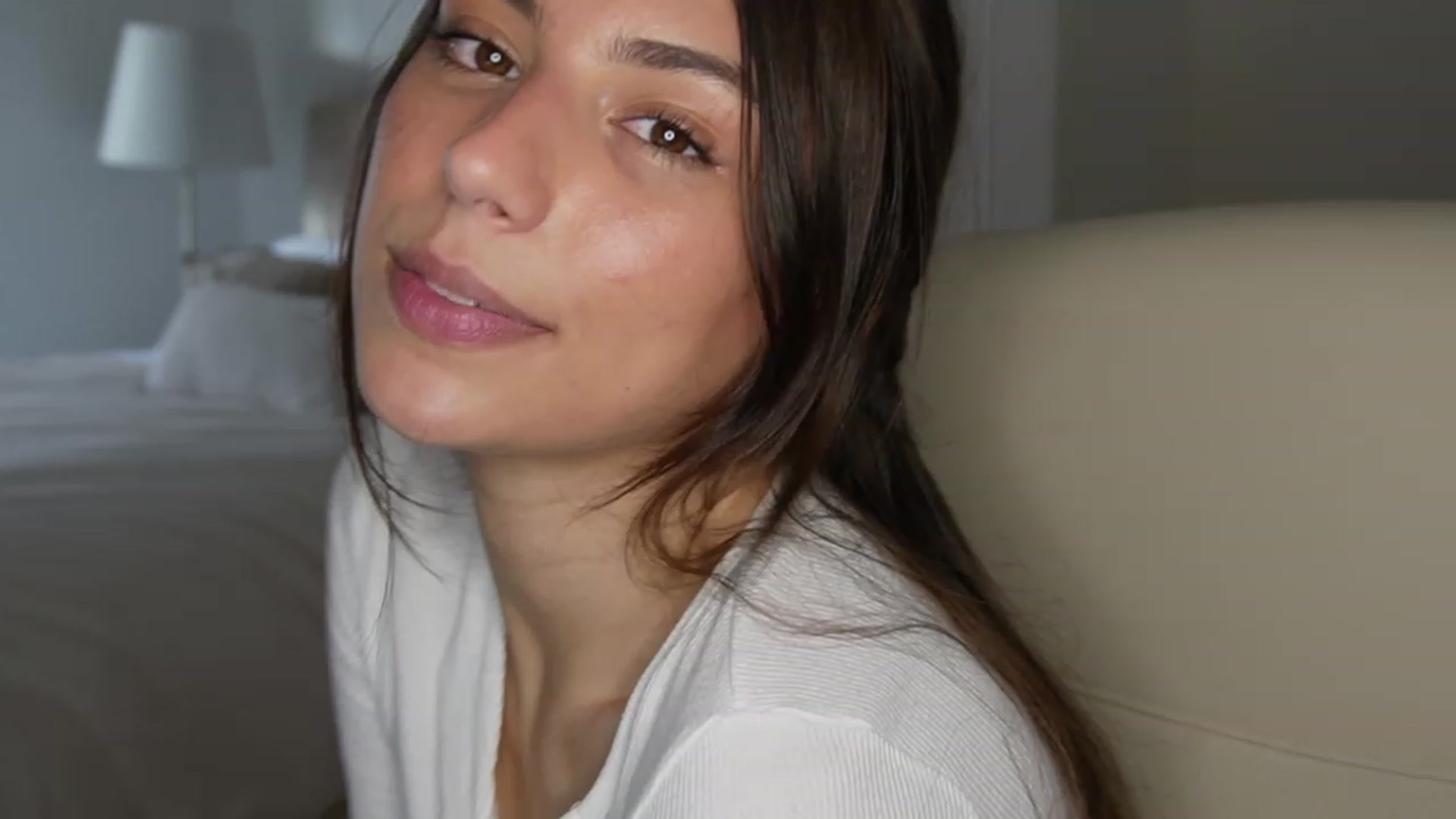 Gallery image thumbnail from YachtPrincess's myfreecams stream on, 03/17/2023, 18:20 image 12 of 20