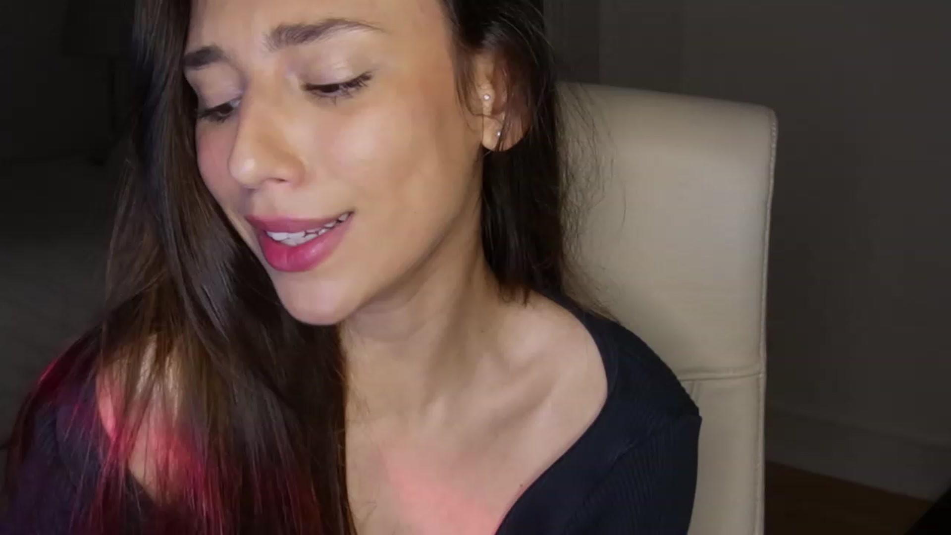 Gallery image thumbnail from YachtPrincess's myfreecams stream on, 03/20/2023, 05:40 image 5 of 20