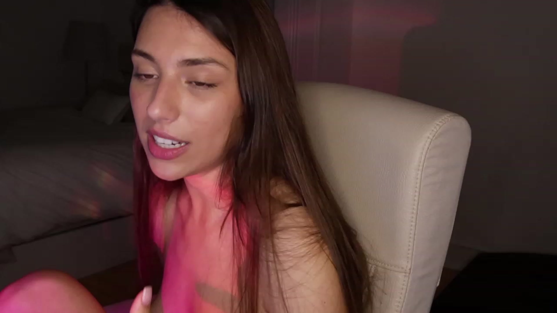 Gallery image thumbnail from YachtPrincess's myfreecams stream on, 03/20/2023, 07:37 image 12 of 20