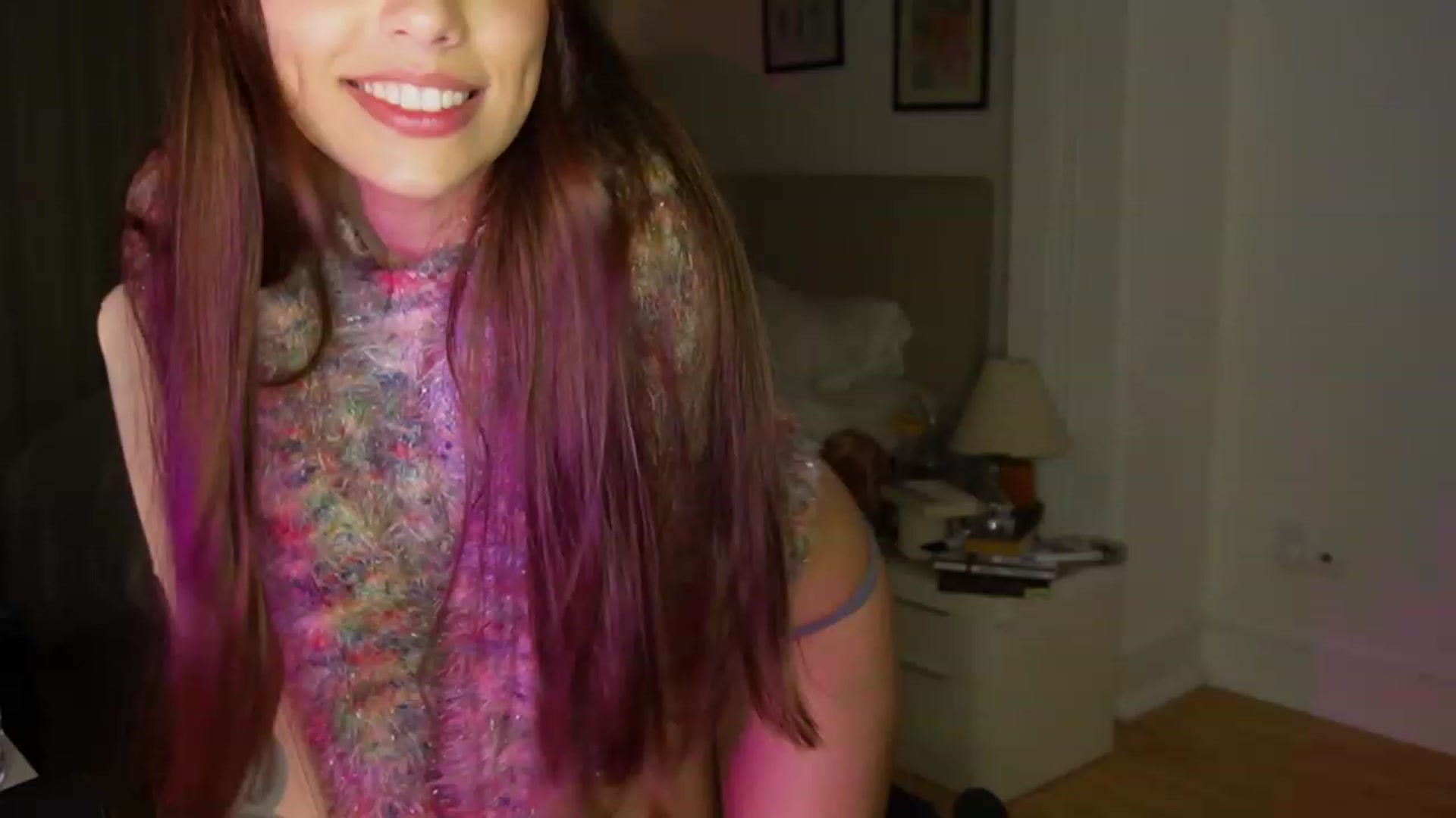 Gallery image thumbnail from YachtPrincess's myfreecams stream on, 03/21/2023, 07:07 image 6 of 20