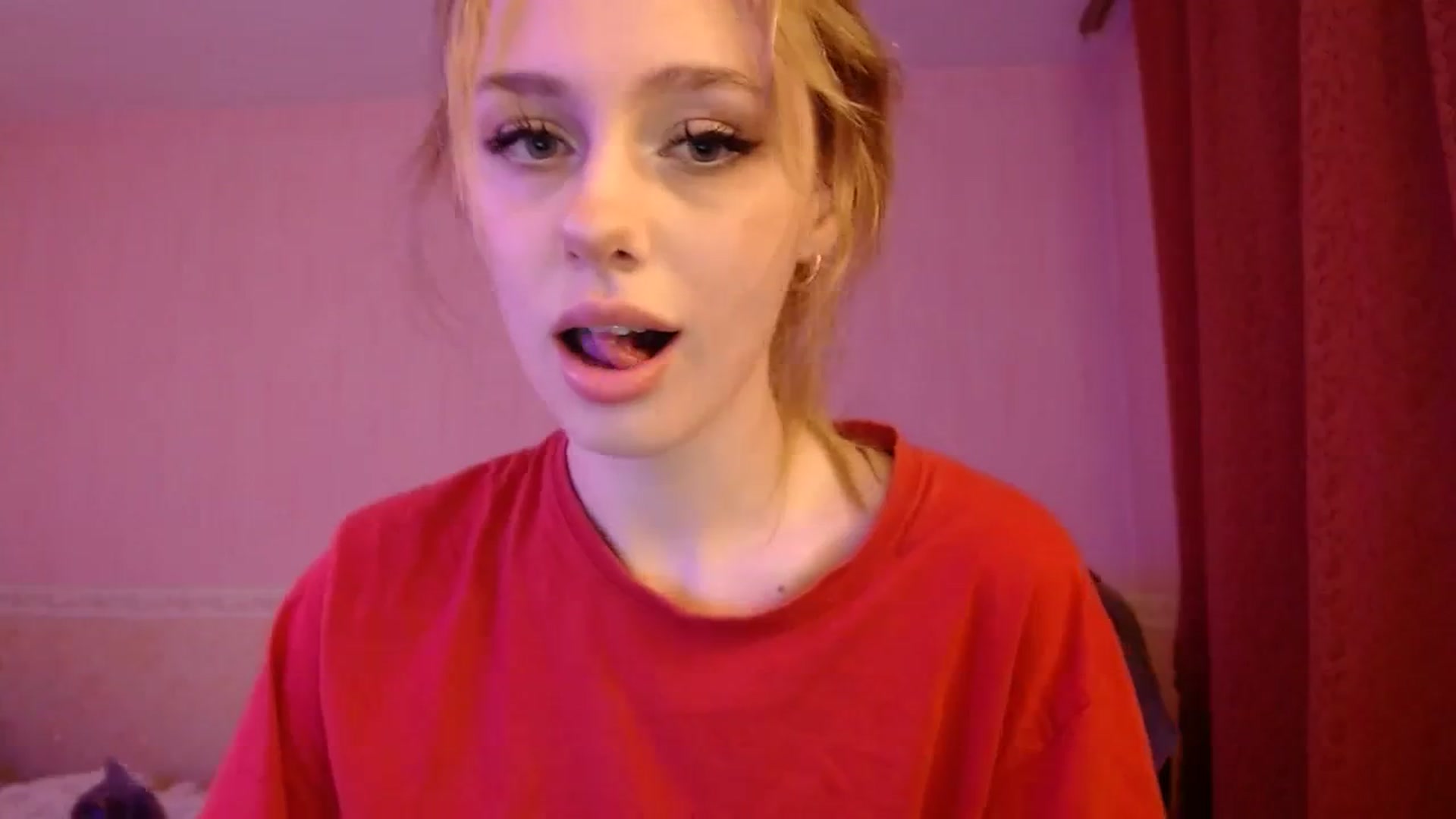 Gallery image thumbnail from YaeMiko's myfreecams stream on, 10/15/2023, 17:29 image 14 of 20