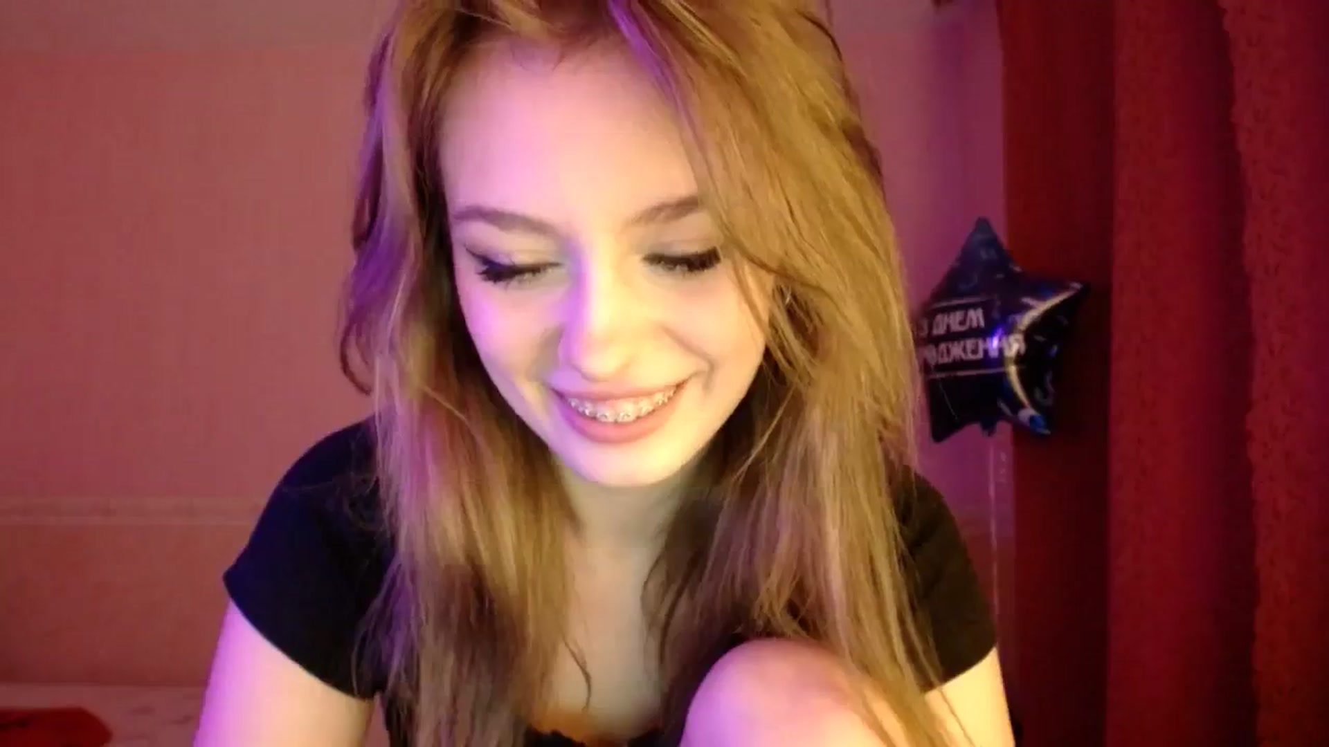 Gallery image thumbnail from YaeMiko's myfreecams stream on, 10/18/2023, 16:57 image 15 of 20