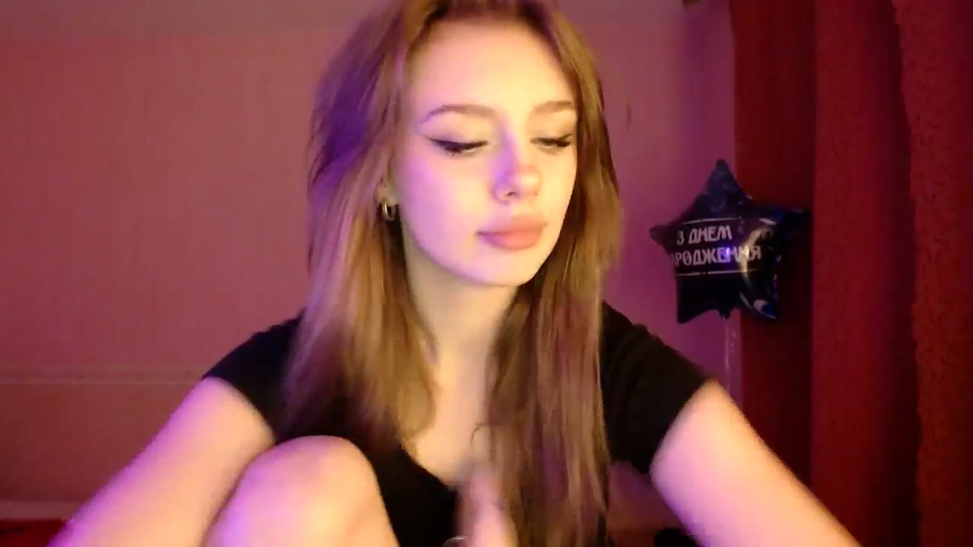 Gallery image thumbnail from YaeMiko's myfreecams stream on, 10/18/2023, 16:57 image 11 of 20