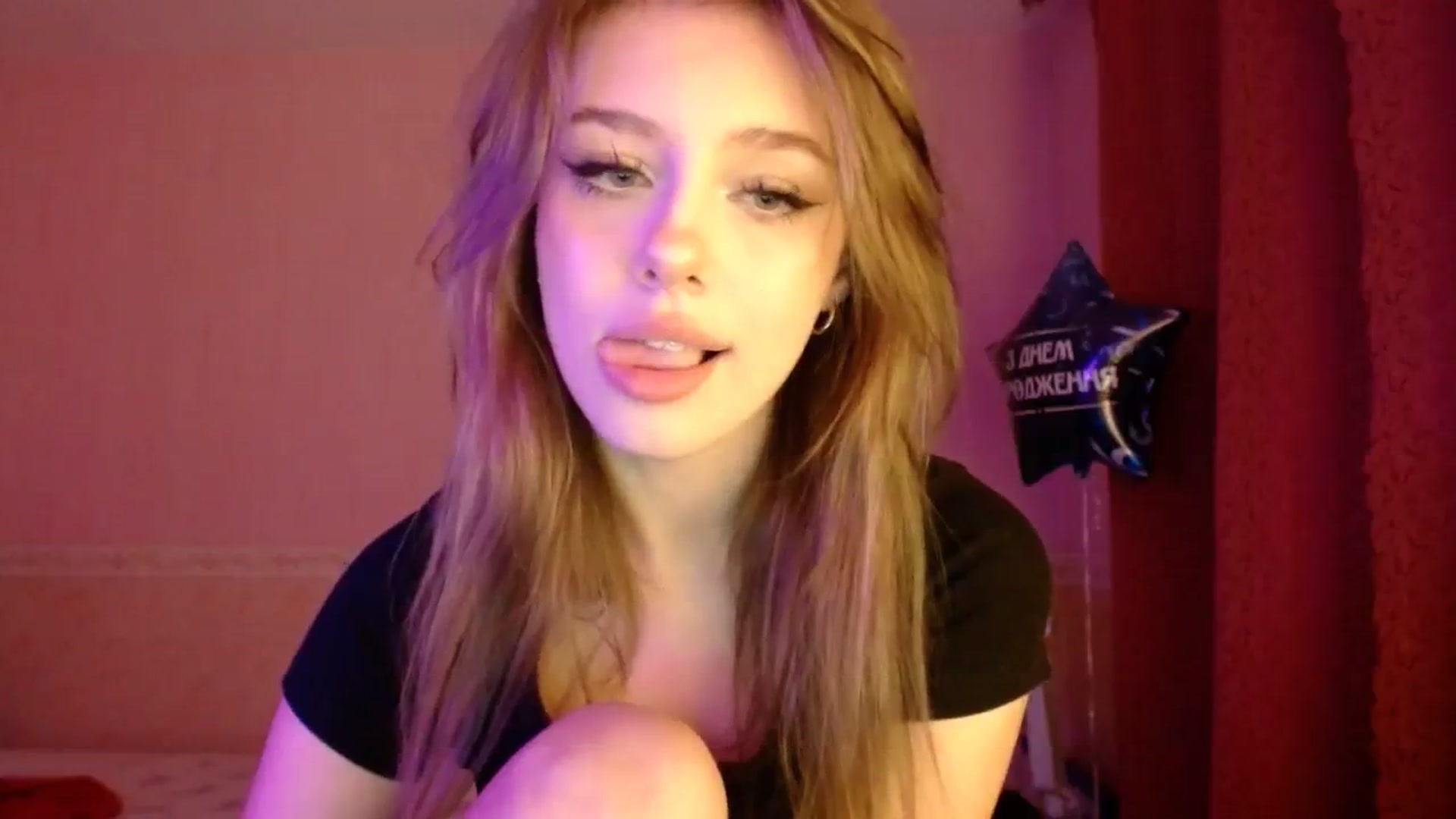 Gallery image thumbnail from YaeMiko's myfreecams stream on, 10/18/2023, 16:57 image 13 of 20