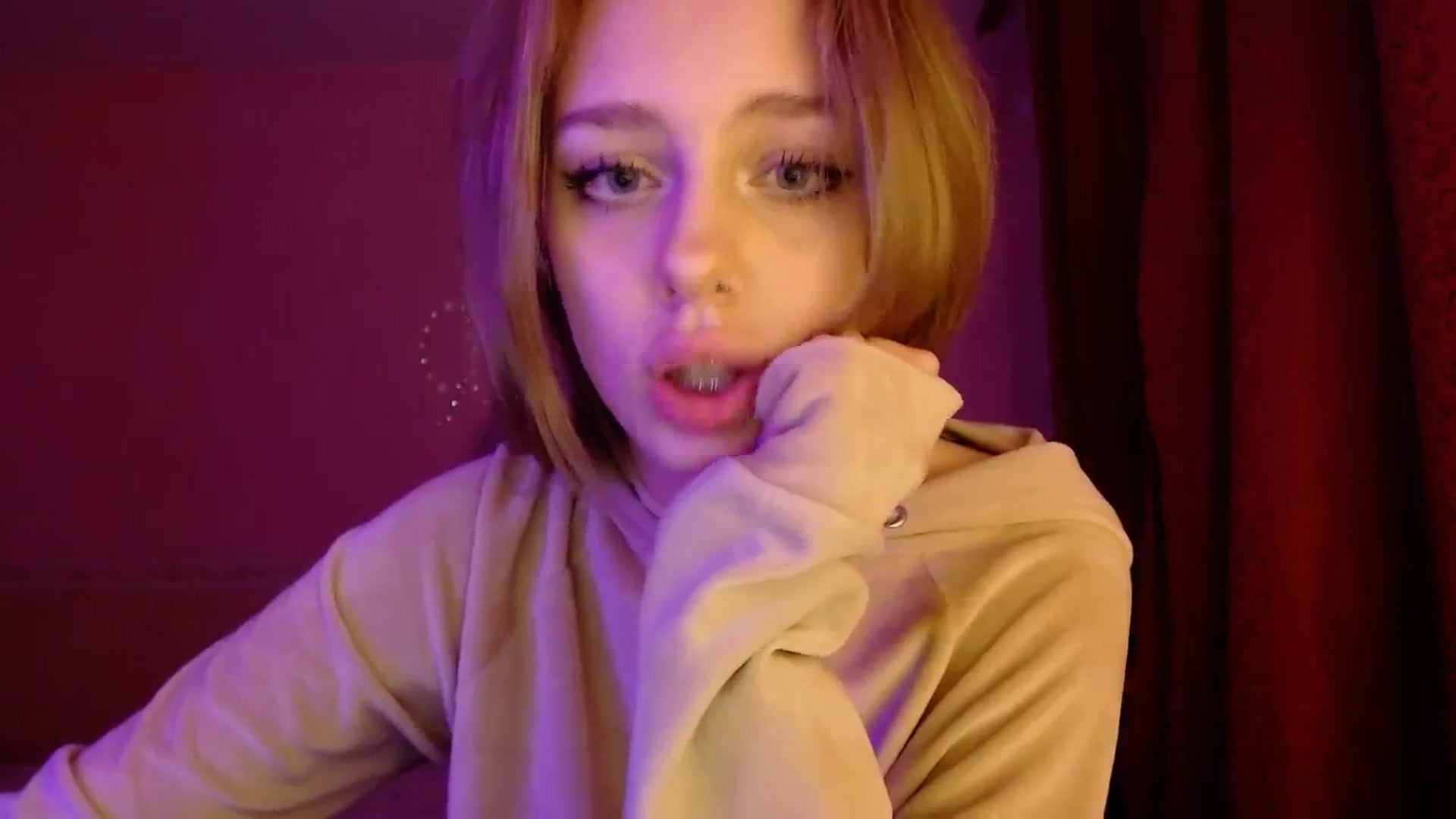 Gallery image thumbnail from YaeMiko's myfreecams stream on, 12/05/2023, 20:30 image 8 of 20