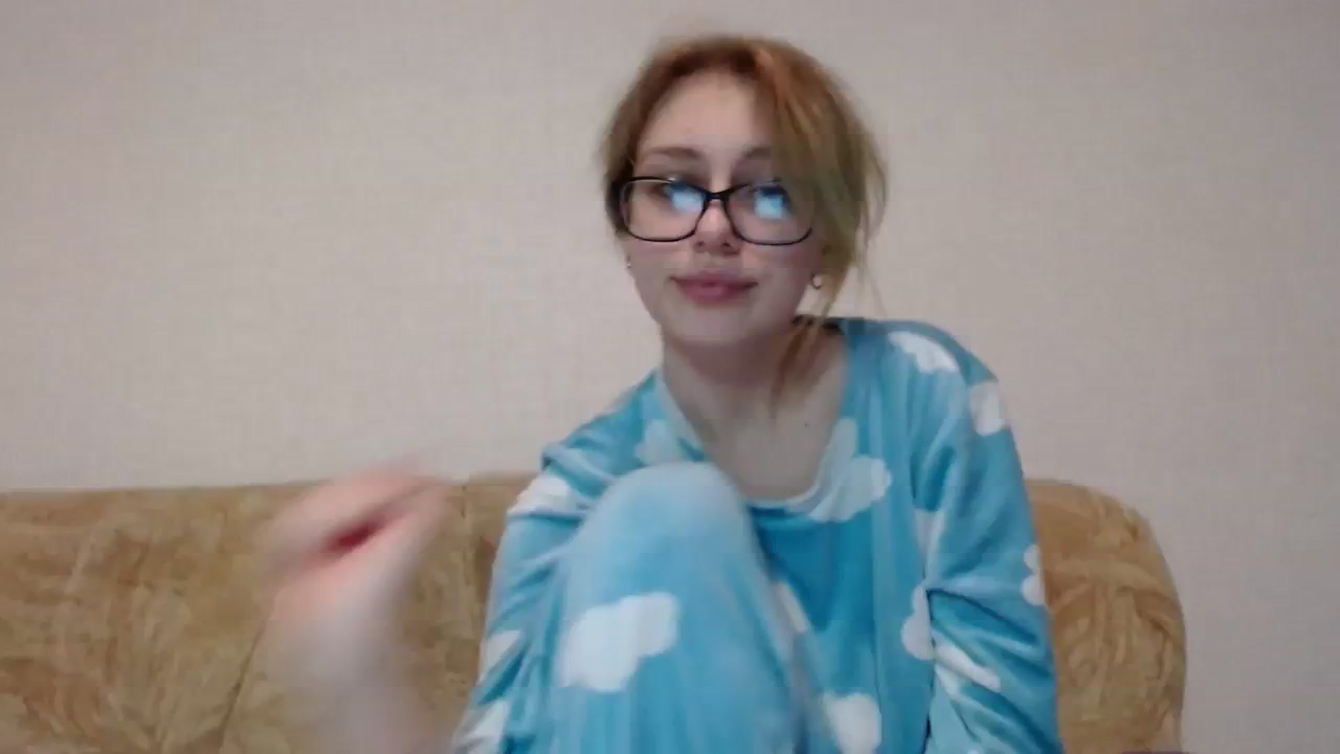 Gallery image thumbnail from YaeMiko's myfreecams stream on, 12/27/2023, 17:23 image 14 of 20