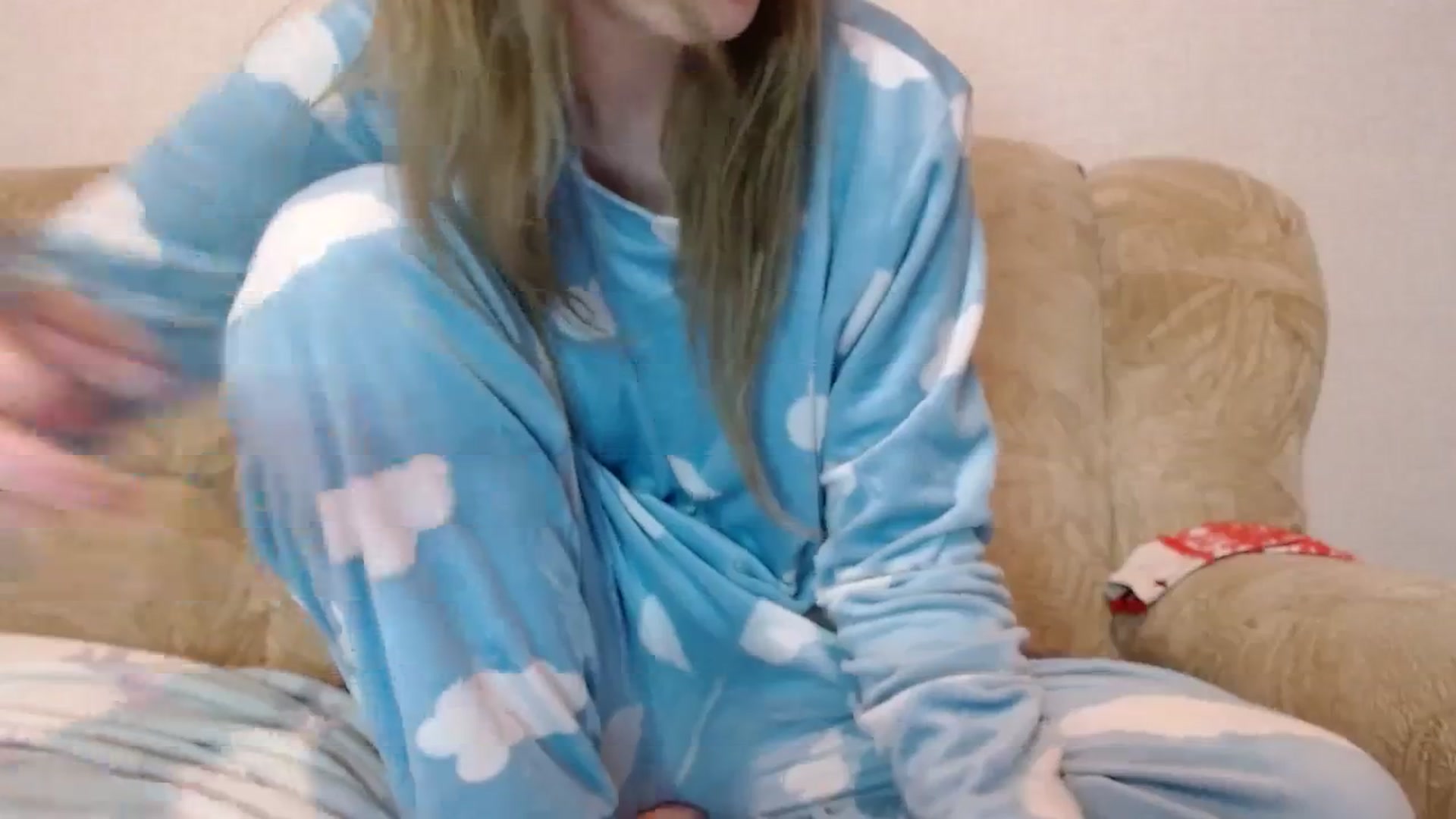 Gallery image thumbnail from YaeMiko's myfreecams stream on, 12/27/2023, 19:31 image 16 of 20