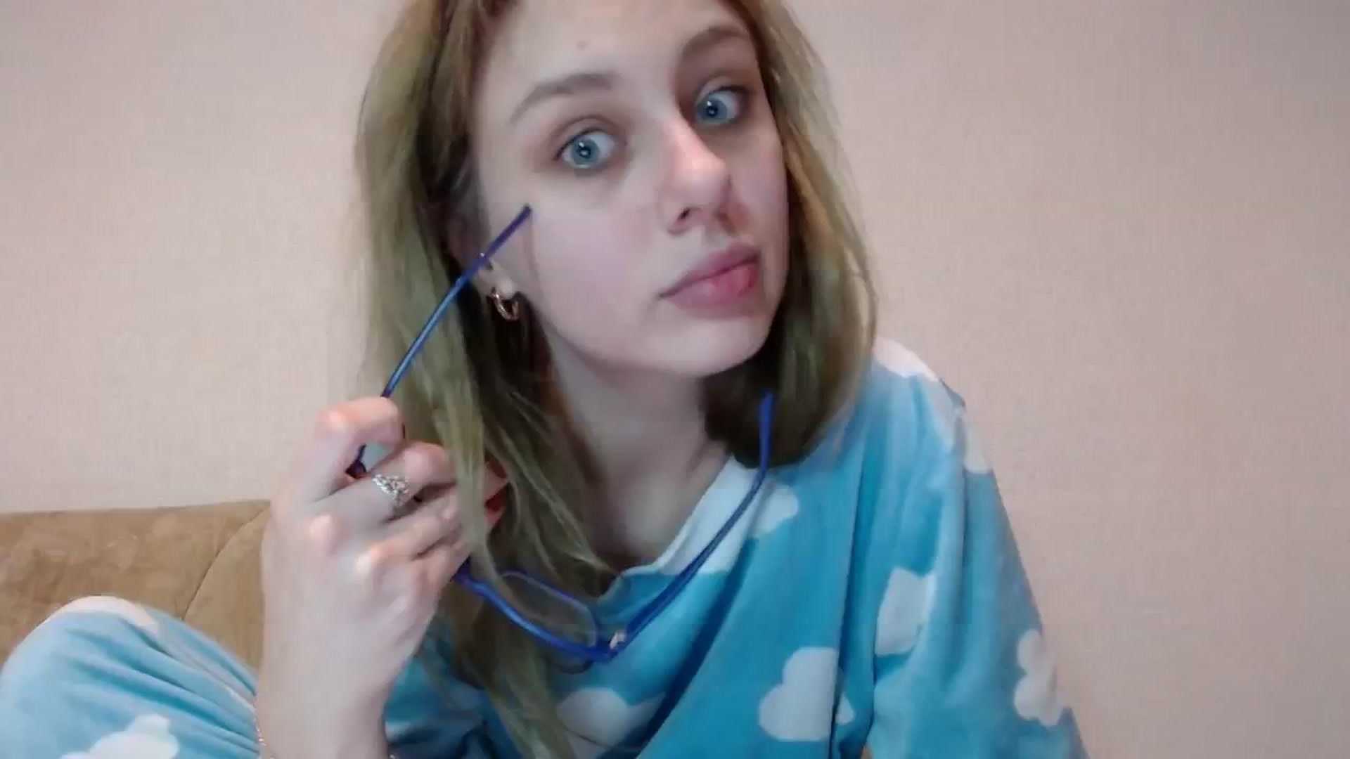 Gallery image thumbnail from YaeMiko's myfreecams stream on, 12/27/2023, 19:31 image 5 of 20