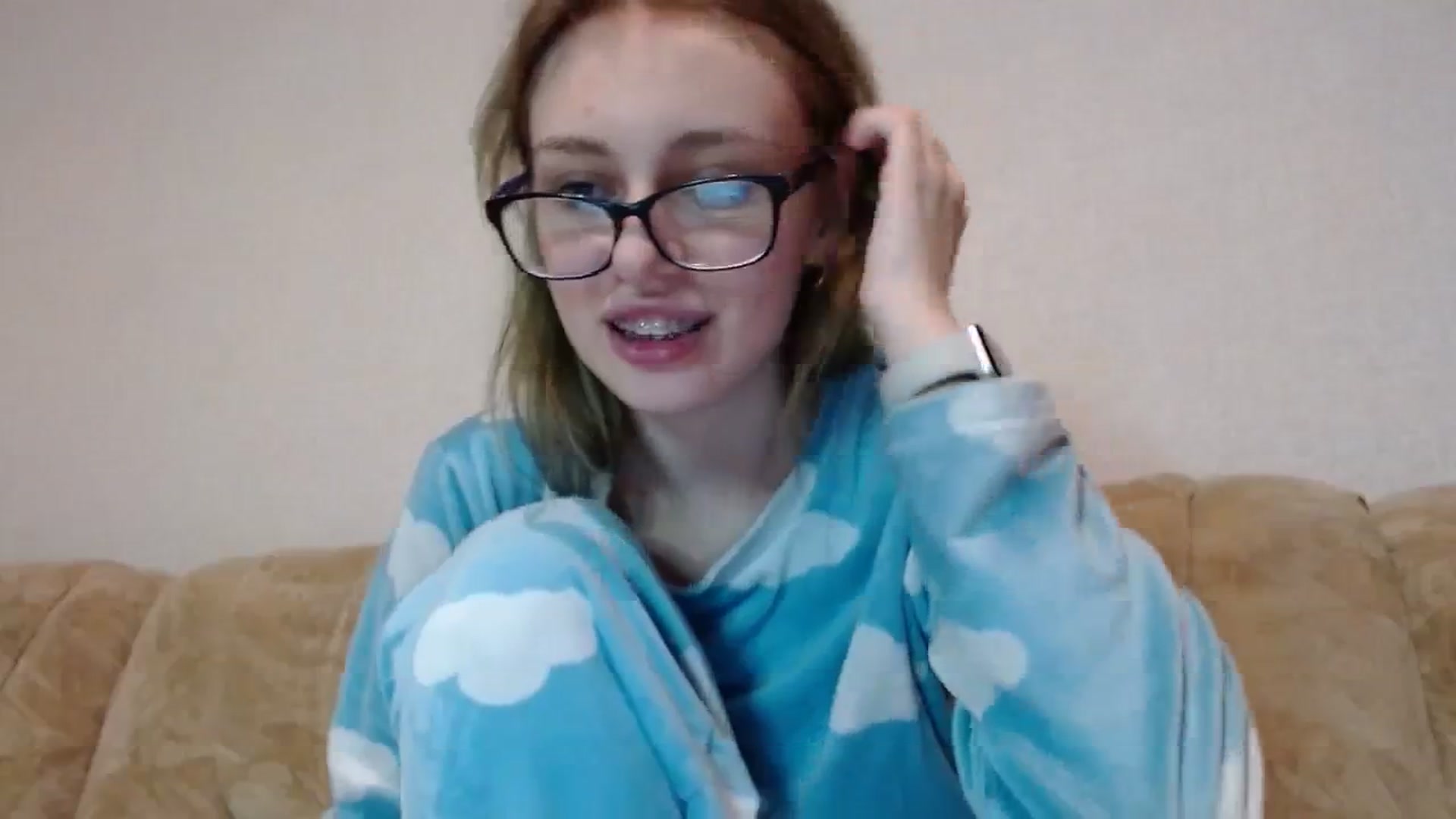 Gallery image thumbnail from YaeMiko's myfreecams stream on, 12/27/2023, 19:31 image 19 of 20