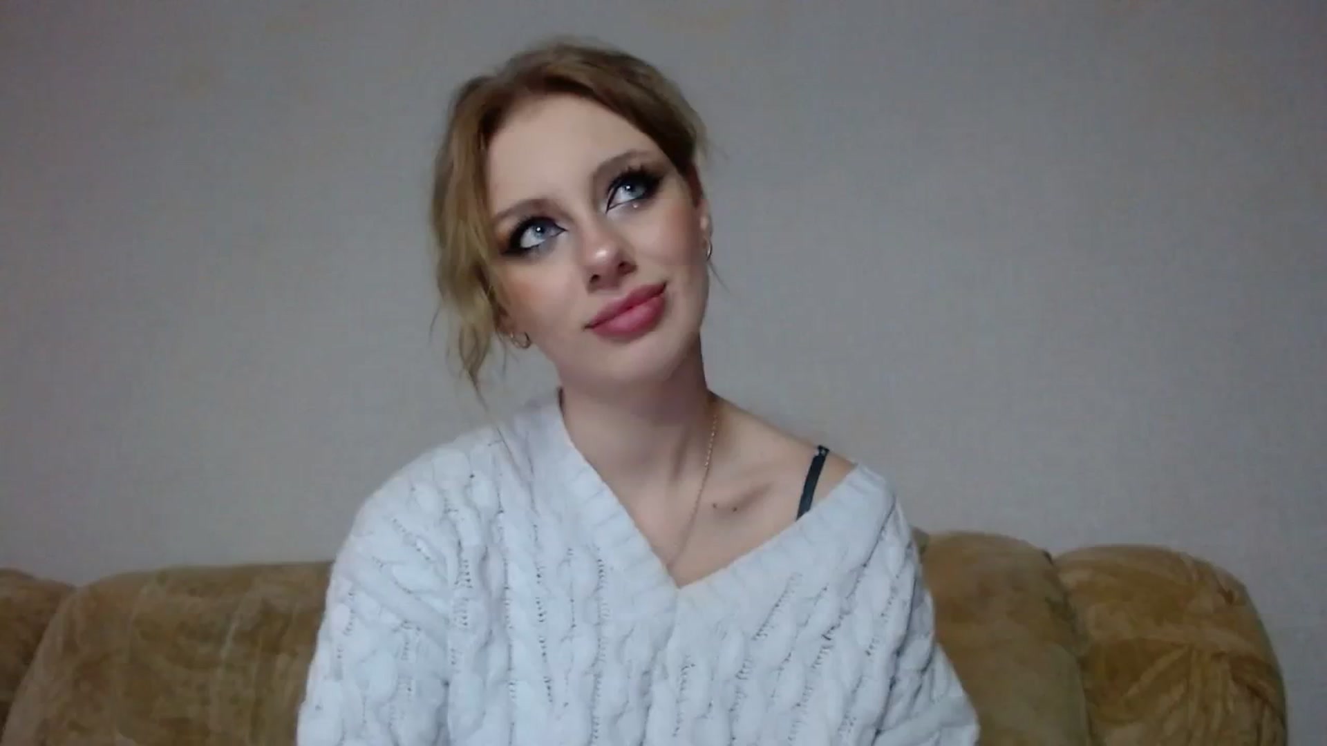Gallery image thumbnail from YaeMiko's myfreecams stream on, 01/16/2024, 18:27 image 4 of 20