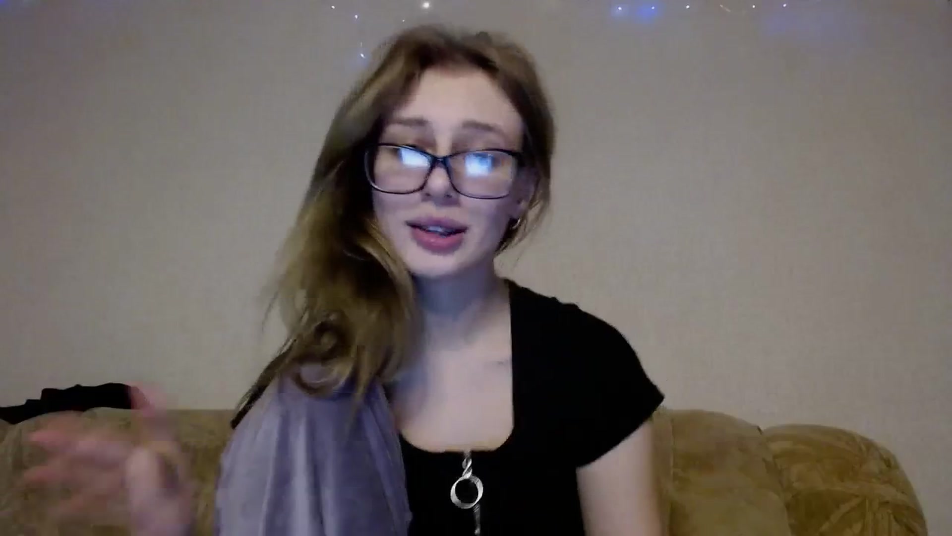 Gallery image thumbnail from YaeMiko's myfreecams stream on, 01/21/2024, 18:36 image 13 of 20