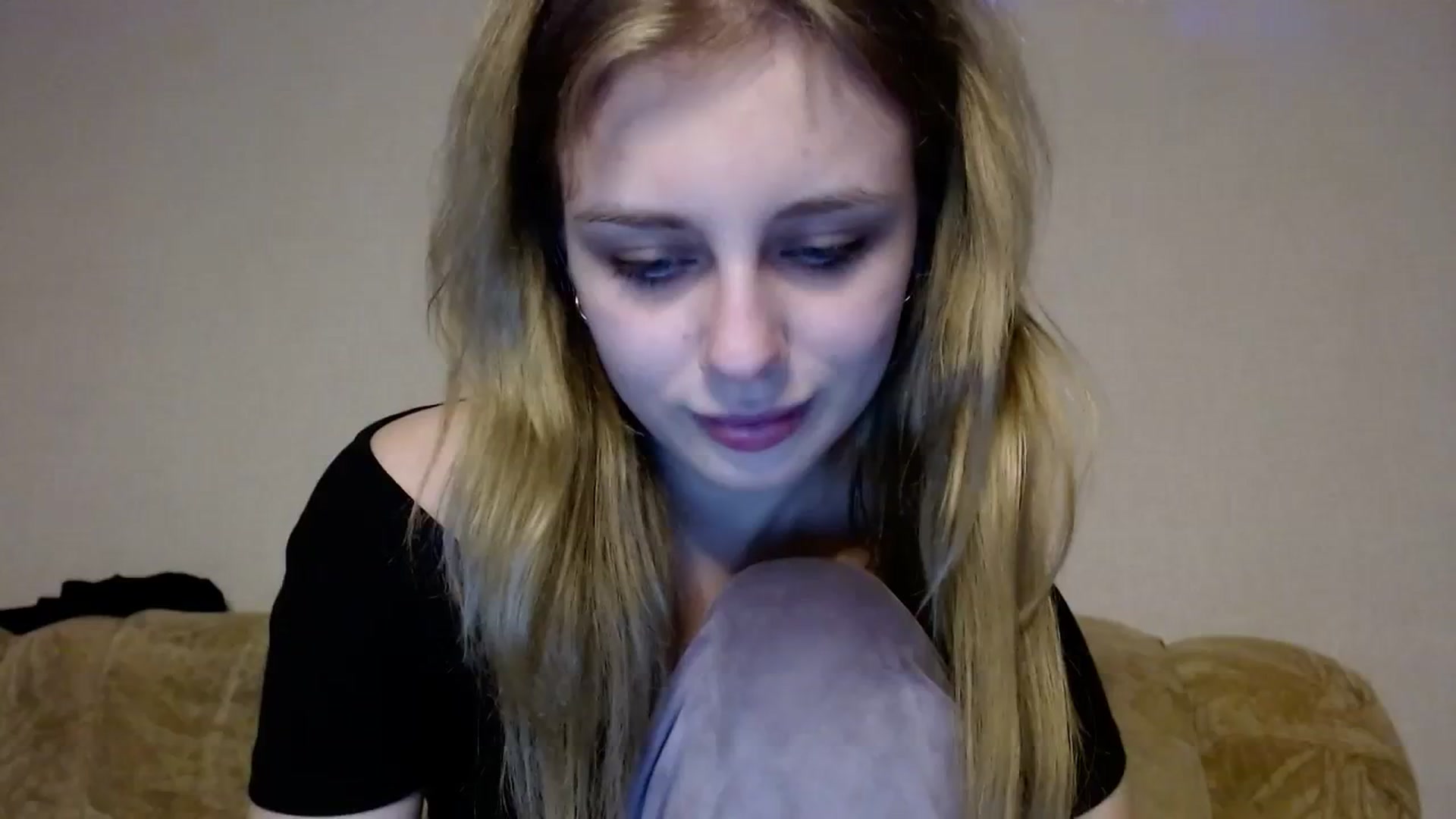 Gallery image thumbnail from YaeMiko's myfreecams stream on, 01/21/2024, 18:36 image 20 of 20