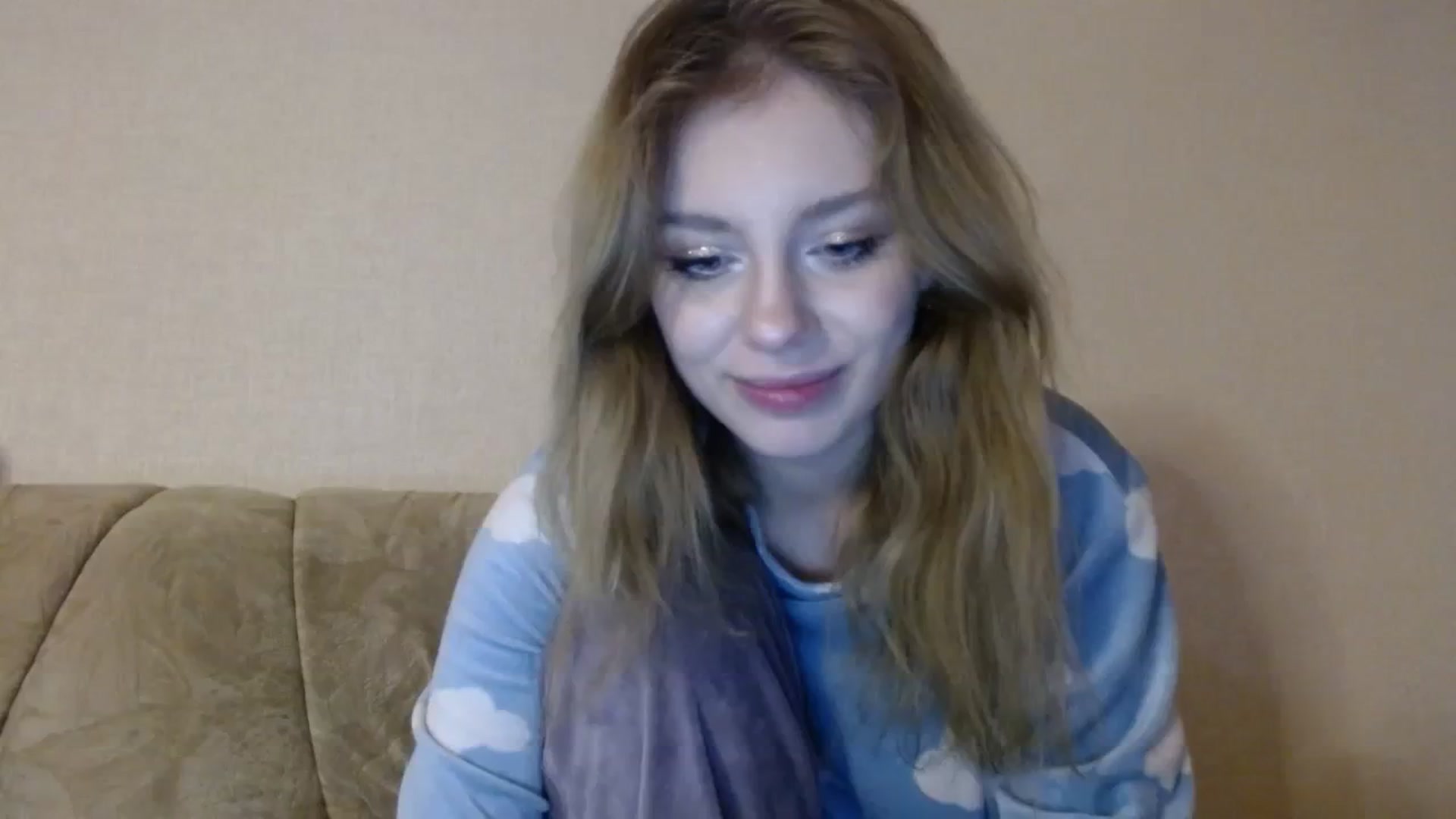 Gallery image thumbnail from YaeMiko's myfreecams stream on, 01/26/2024, 17:01 image 6 of 20