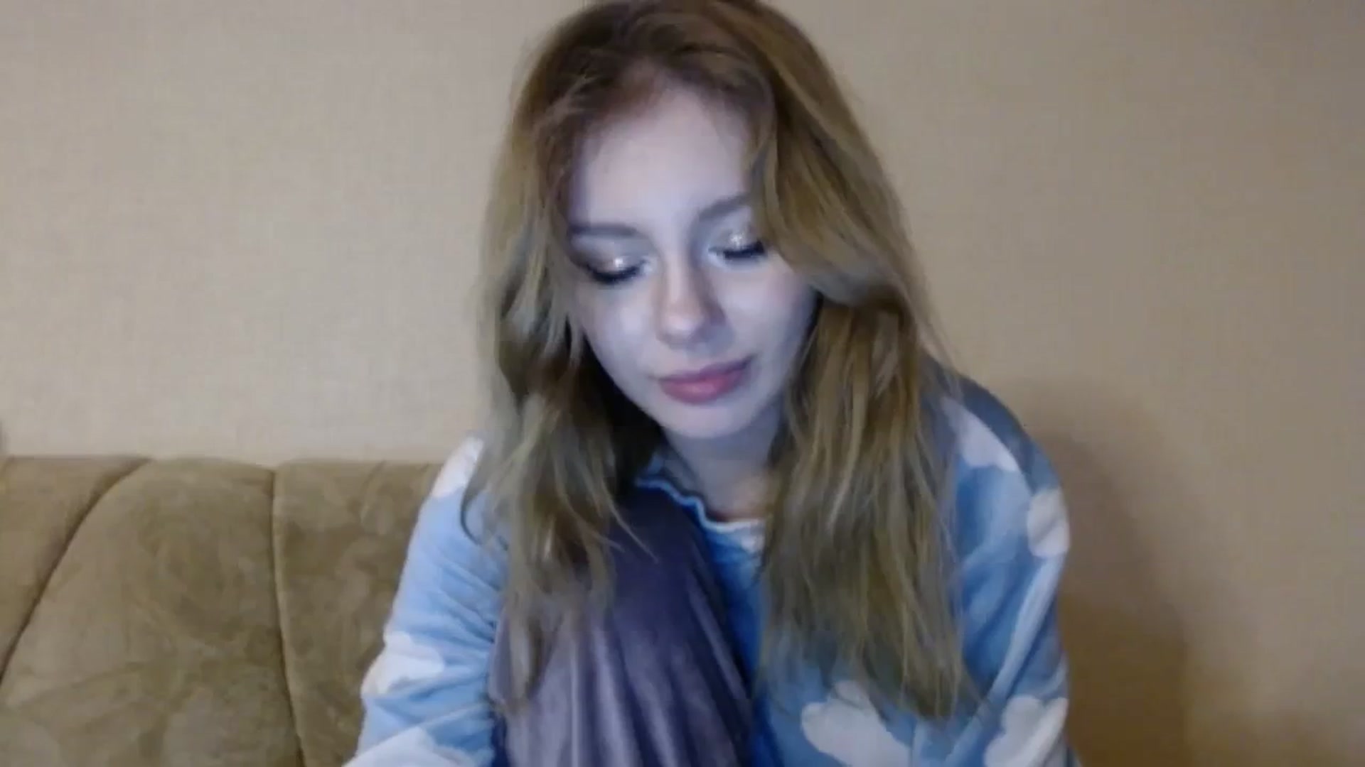 Gallery image thumbnail from YaeMiko's myfreecams stream on, 01/26/2024, 17:01 image 18 of 20
