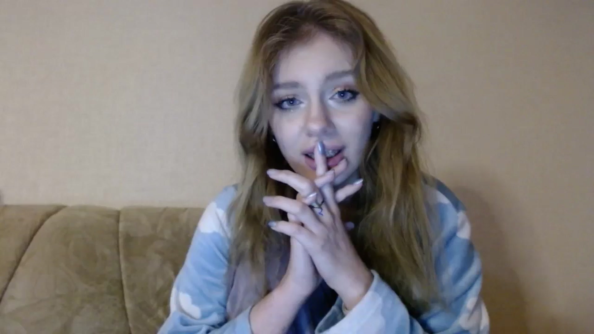Gallery image thumbnail from YaeMiko's myfreecams stream on, 01/26/2024, 17:01 image 14 of 20