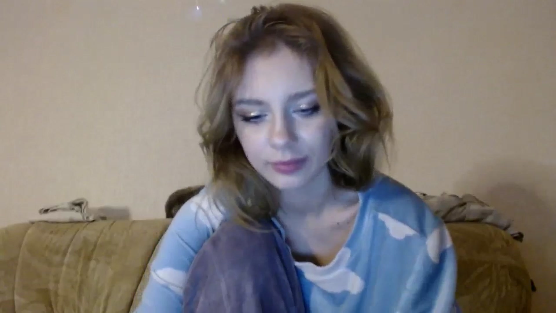 Gallery image thumbnail from YaeMiko's myfreecams stream on, 01/26/2024, 18:15 image 17 of 20