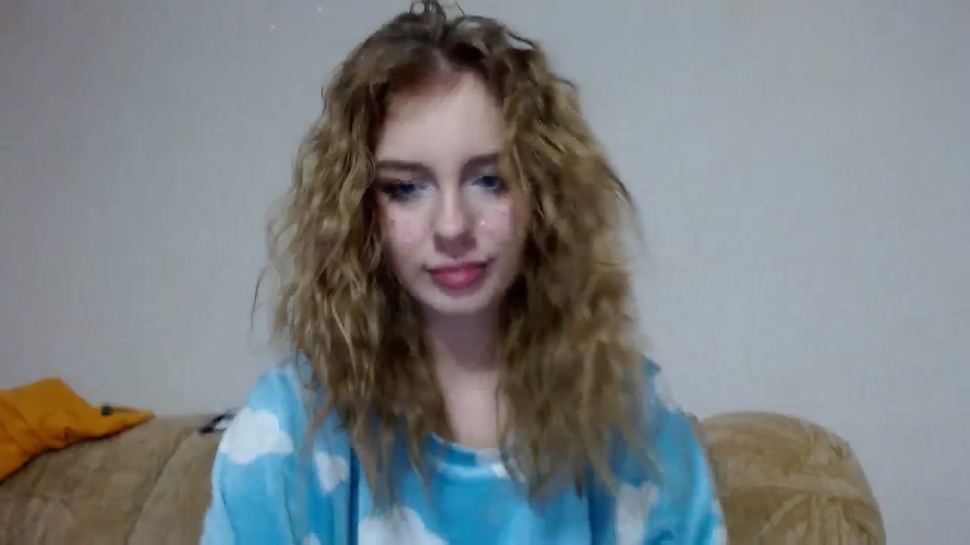 Gallery image thumbnail from YaeMiko's myfreecams stream on, 02/05/2024, 18:24 image 14 of 20