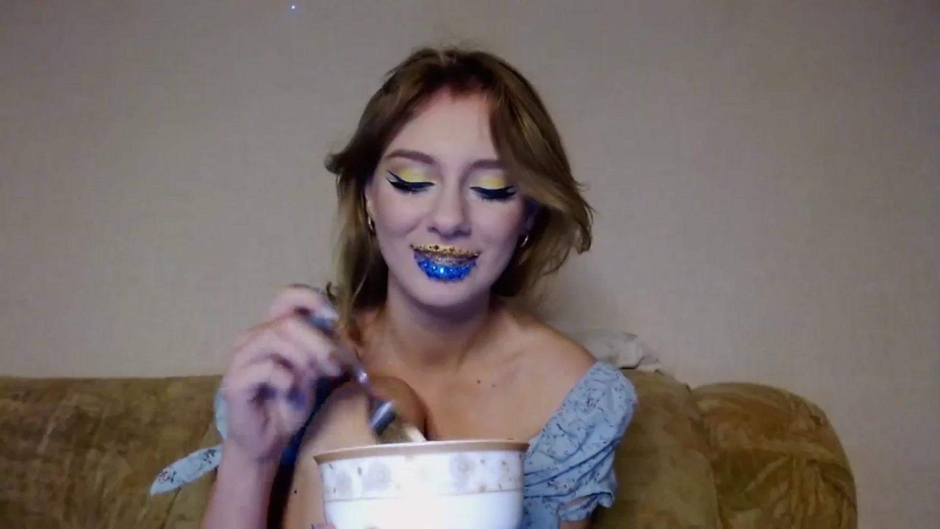 Gallery image thumbnail from YaeMiko's myfreecams stream on, 02/08/2024, 18:25 image 4 of 20