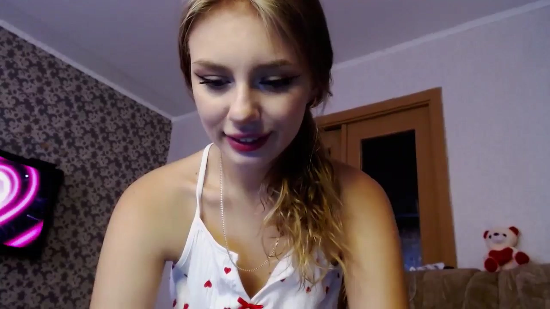 Gallery image thumbnail from YaeMiko's myfreecams stream on, 08/03/2024, 11:08 image 10 of 20