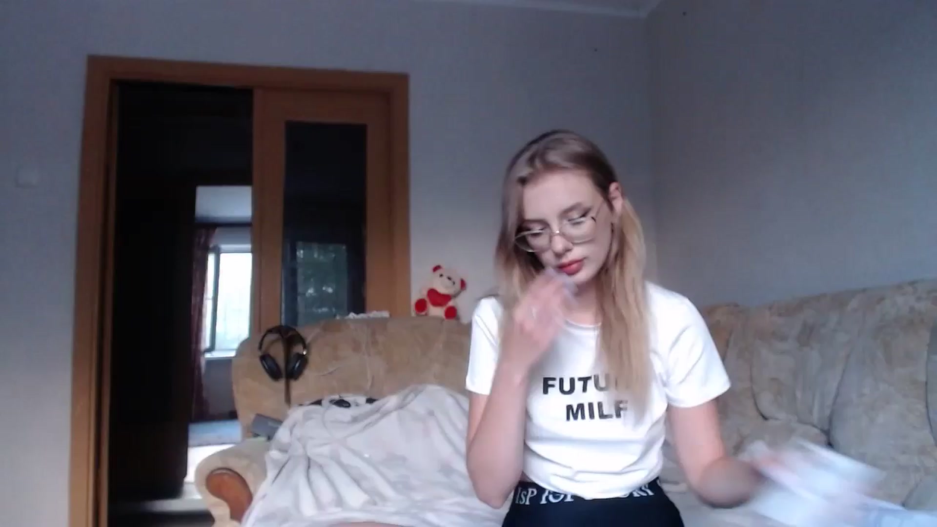Gallery image thumbnail from YaeMiko's myfreecams stream on, 08/23/2024, 15:39 image 14 of 20