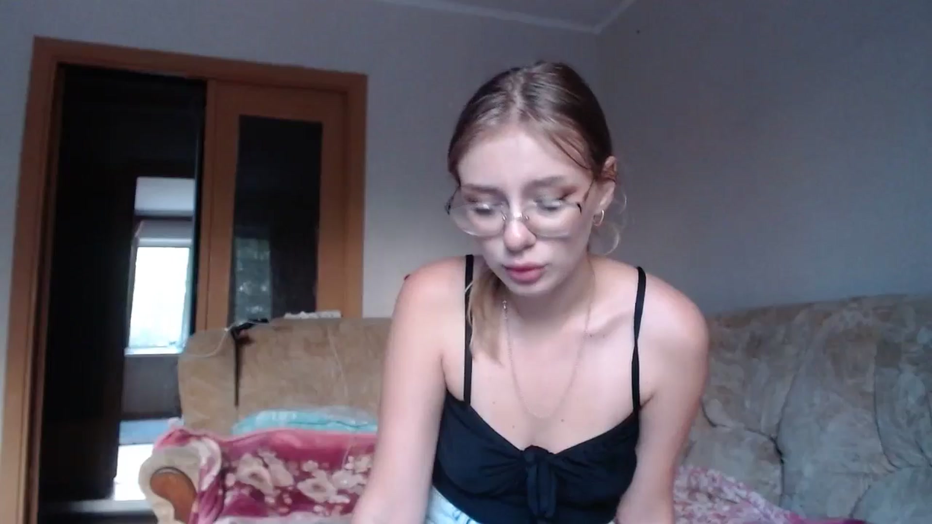 Gallery image thumbnail from YaeMiko's myfreecams stream on, 09/05/2024, 15:14 image 8 of 20