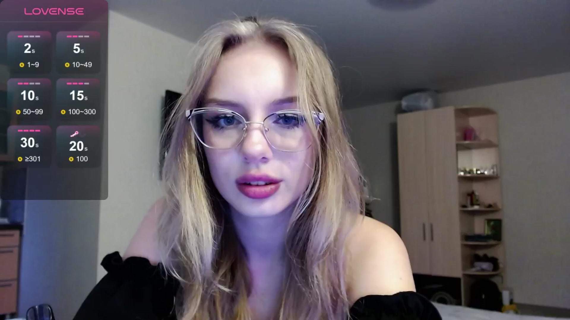 Gallery image thumbnail from YaeMiko's myfreecams stream on, 09/30/2024, 15:56 image 13 of 20