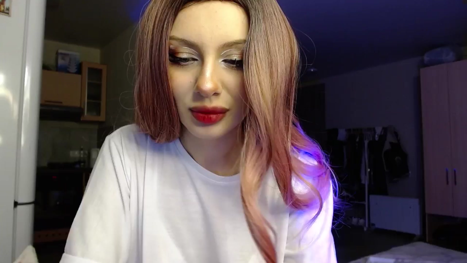 Gallery image thumbnail from YaeMiko's myfreecams stream on, 11/19/2024, 04:14 image 11 of 20