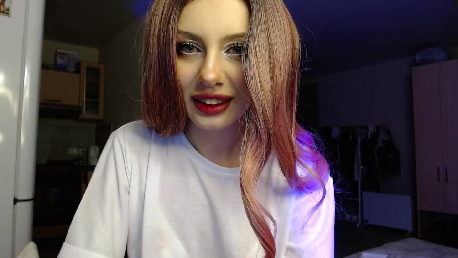 Gallery image thumbnail from YaeMiko's myfreecams stream on, 11/19/2024, 04:14 image 10 of 20