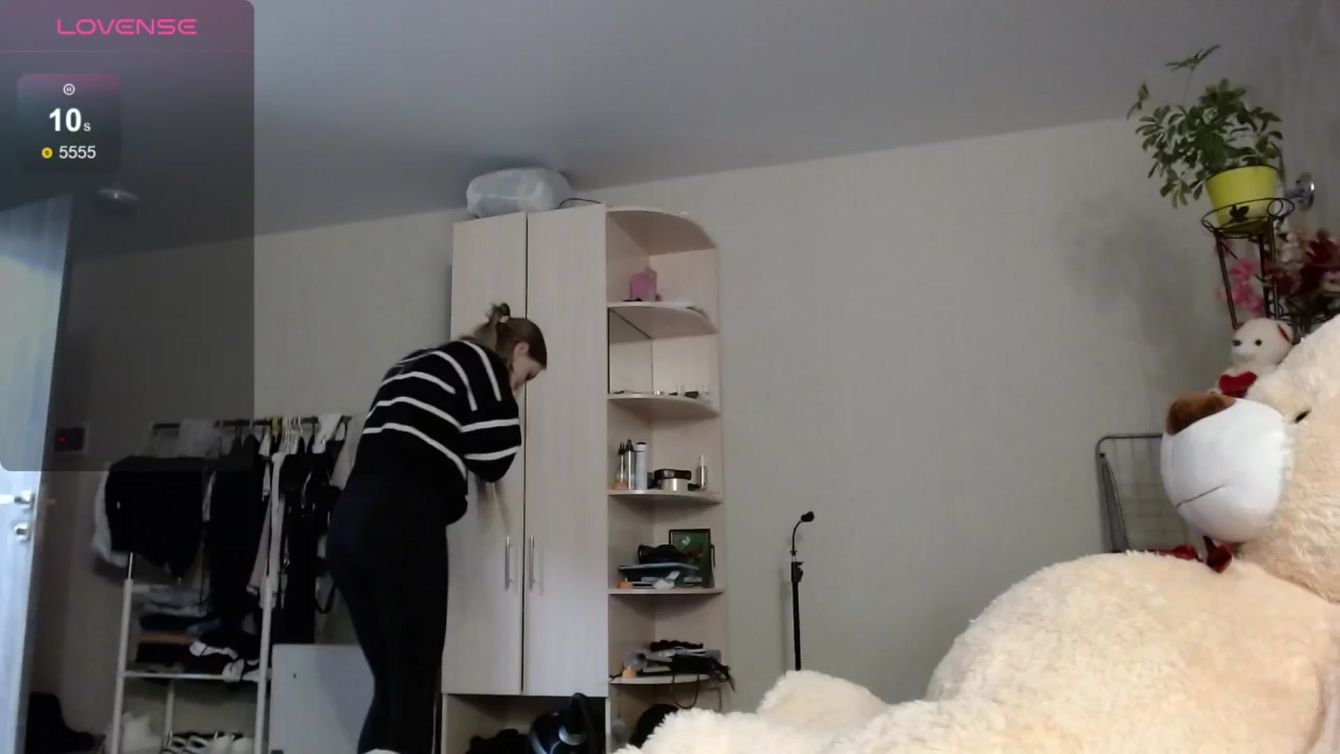 Gallery image thumbnail from YaeMiko's myfreecams stream on, 11/23/2024, 21:12 image 10 of 20