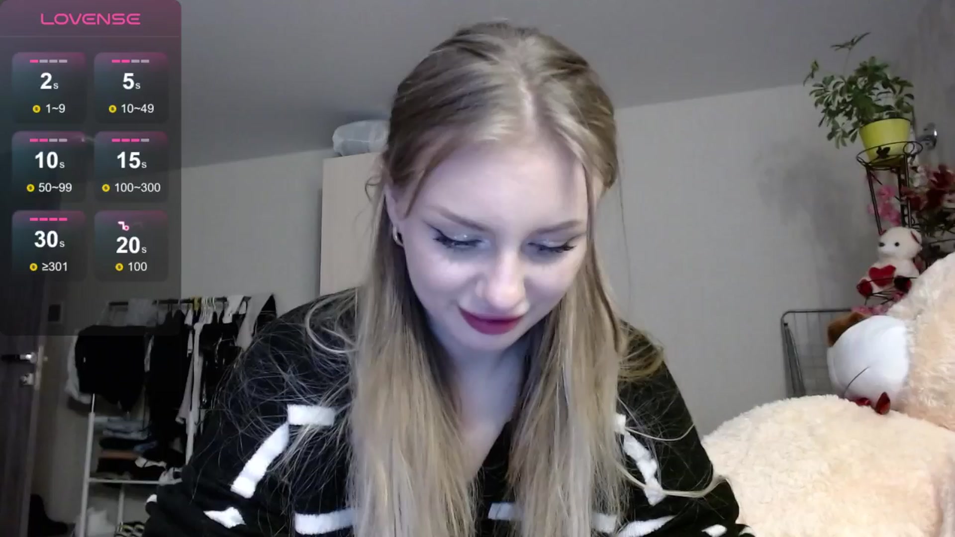 Gallery image thumbnail from YaeMiko's myfreecams stream on, 11/23/2024, 21:12 image 3 of 20