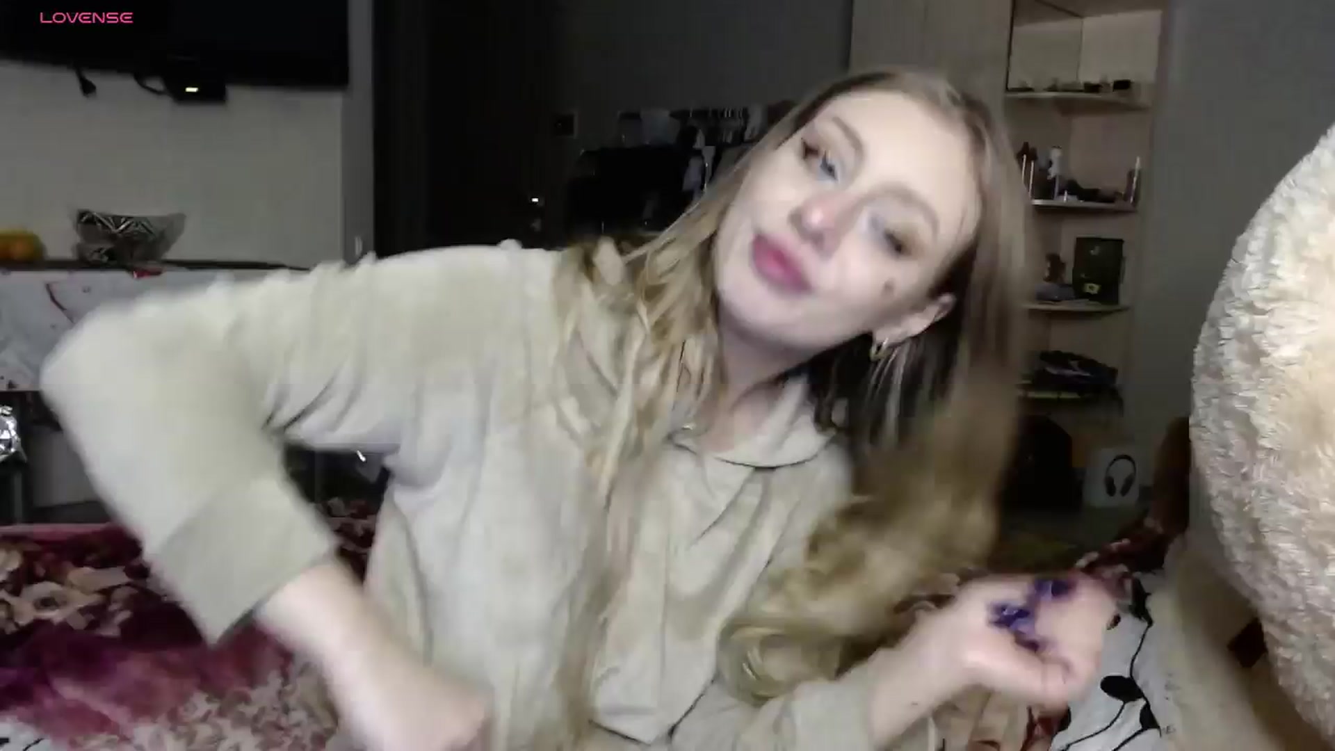 Gallery image thumbnail from YaeMiko's myfreecams stream on, 12/04/2024, 20:22 image 2 of 20