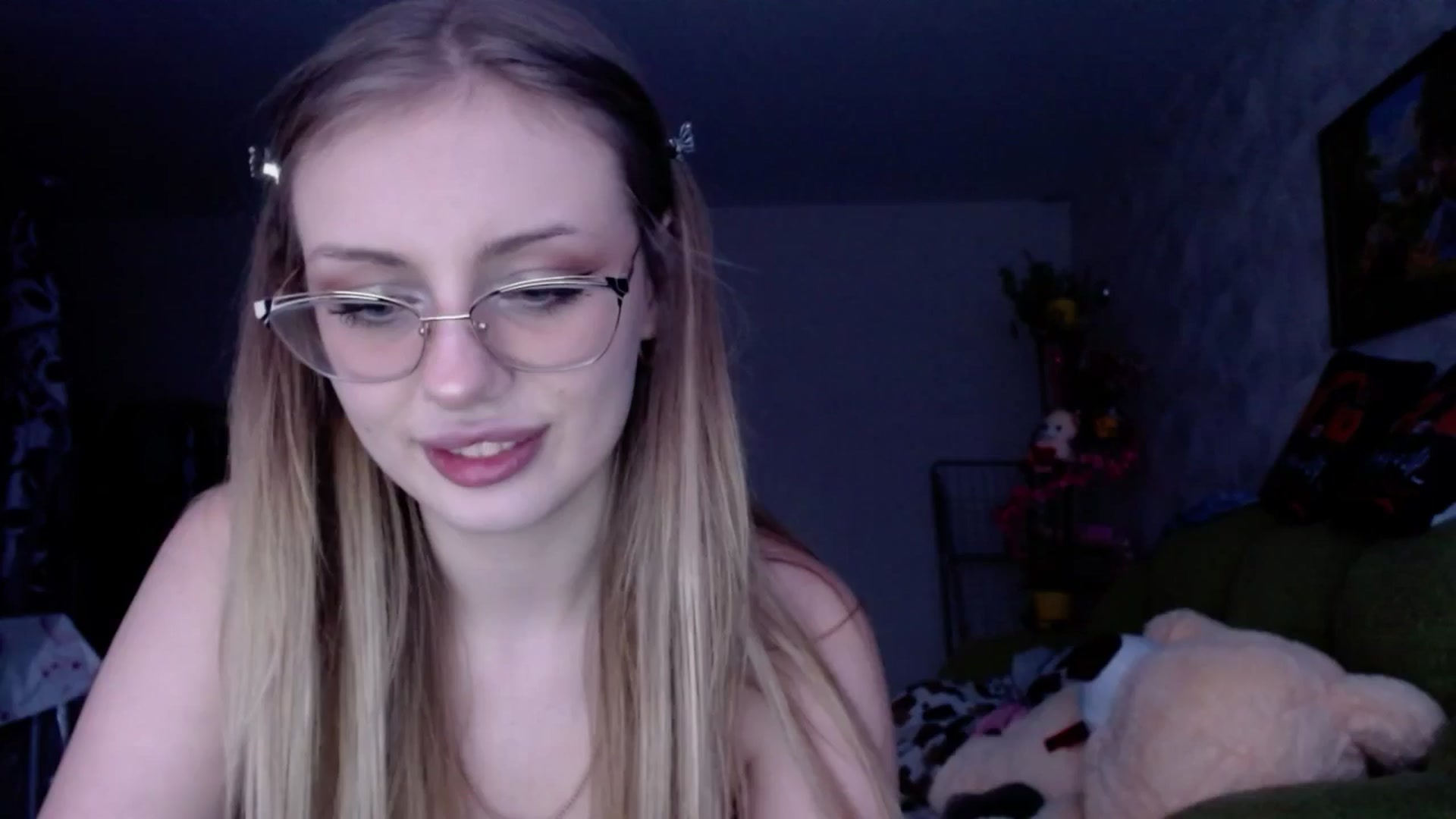 Gallery image thumbnail from YaeMiko's myfreecams stream on, 01/06/2025, 14:09 image 10 of 20