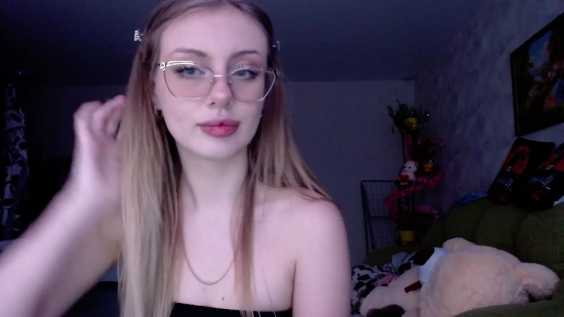 Gallery image thumbnail from YaeMiko's myfreecams stream on, 01/06/2025, 14:09 image 9 of 20