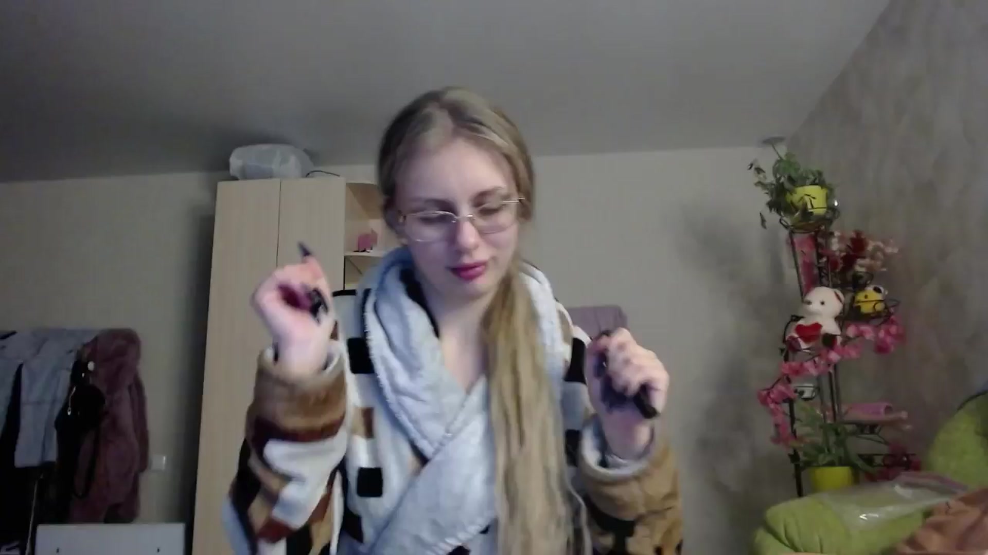 Gallery image thumbnail from YaeMiko's myfreecams stream on, 01/09/2025, 21:12 image 8 of 20